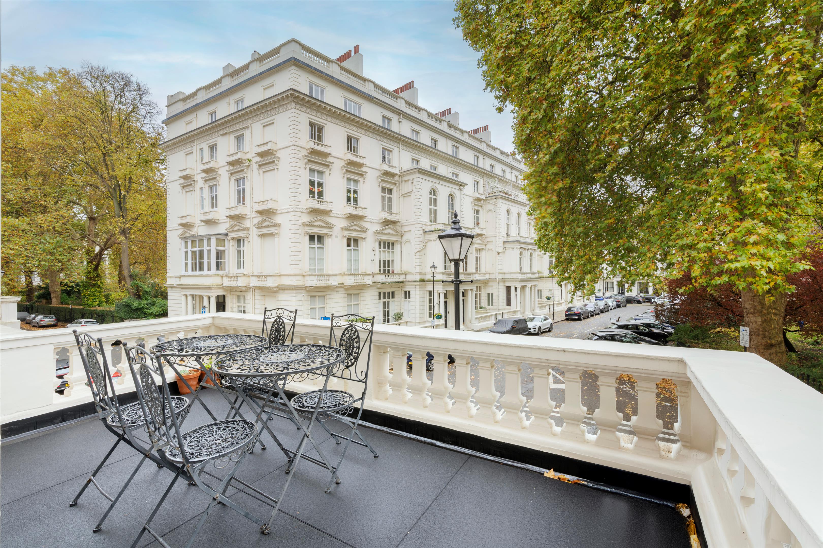 Cleveland Gardens, Bayswater, London, W2