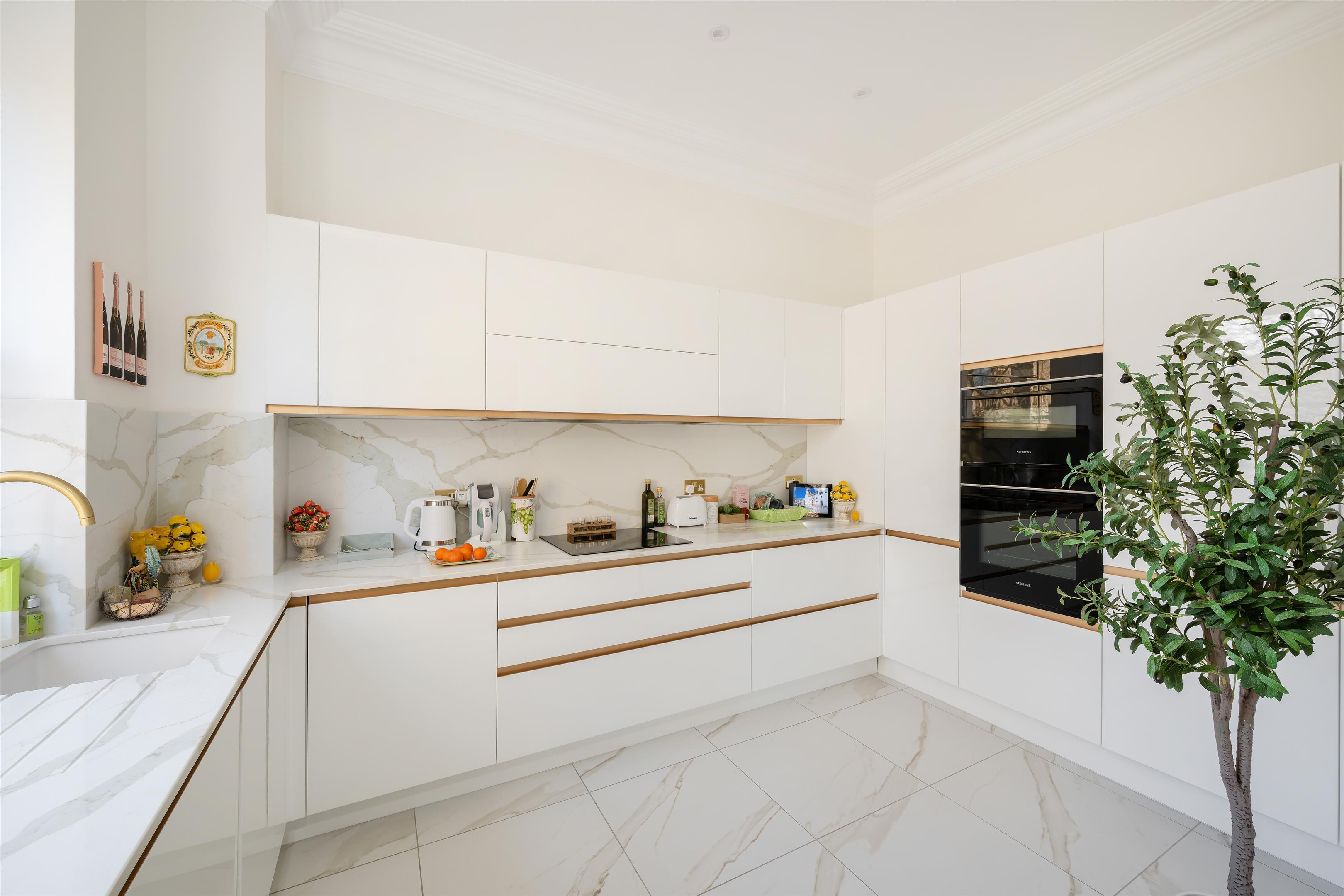 Lancaster Gate, Hyde Park, London, W2
