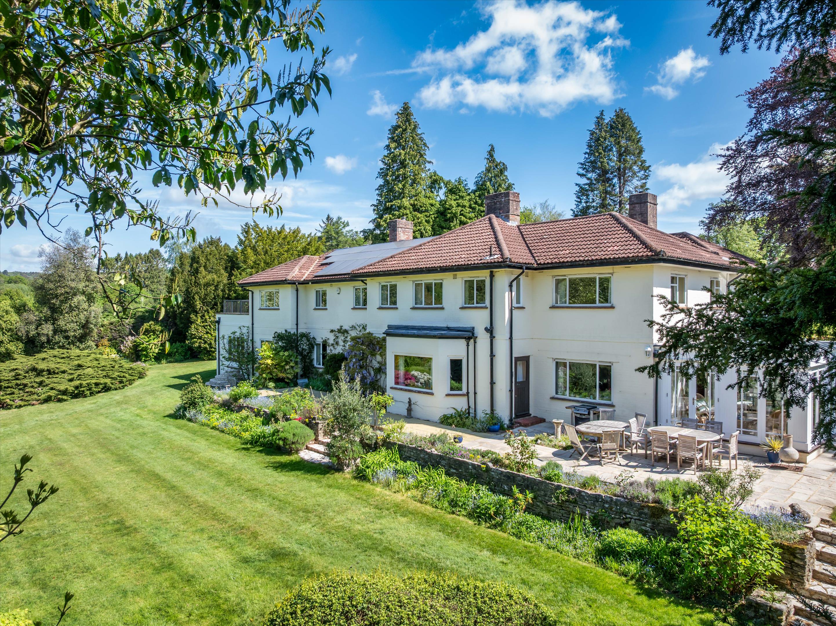 Weydown Road, Haslemere, Surrey GU27