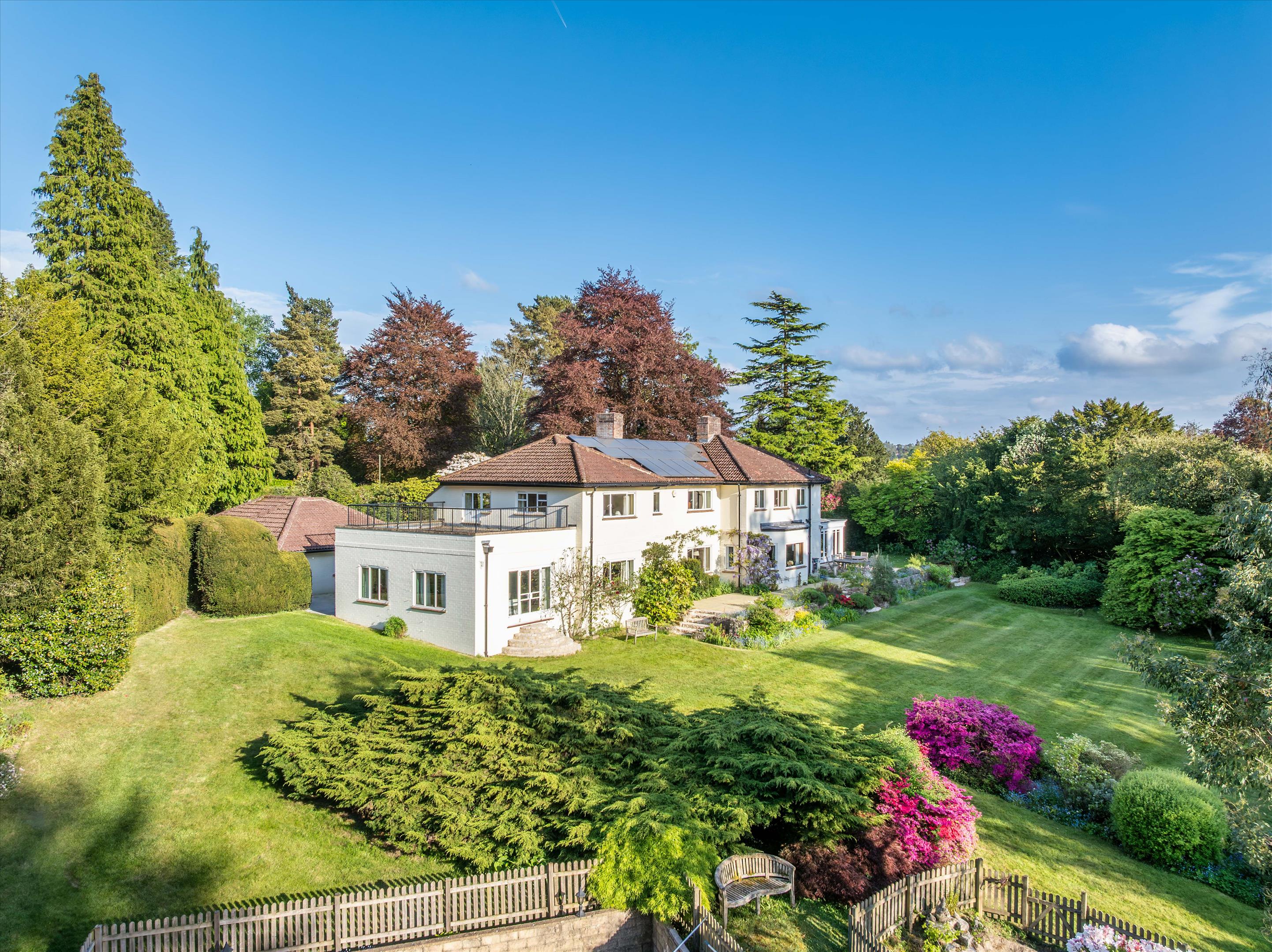Weydown Road, Haslemere, Surrey GU27
