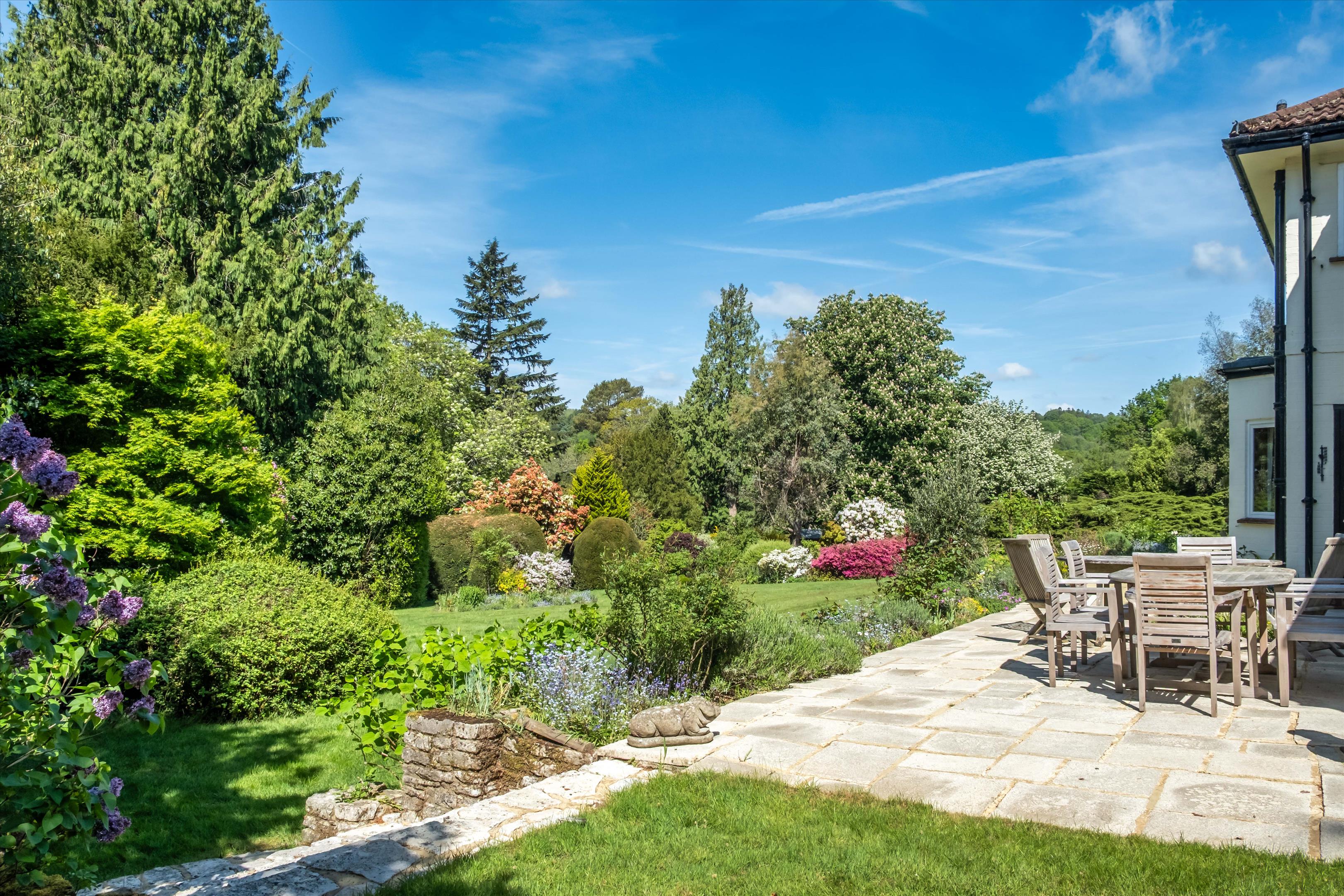 Weydown Road, Haslemere, Surrey GU27