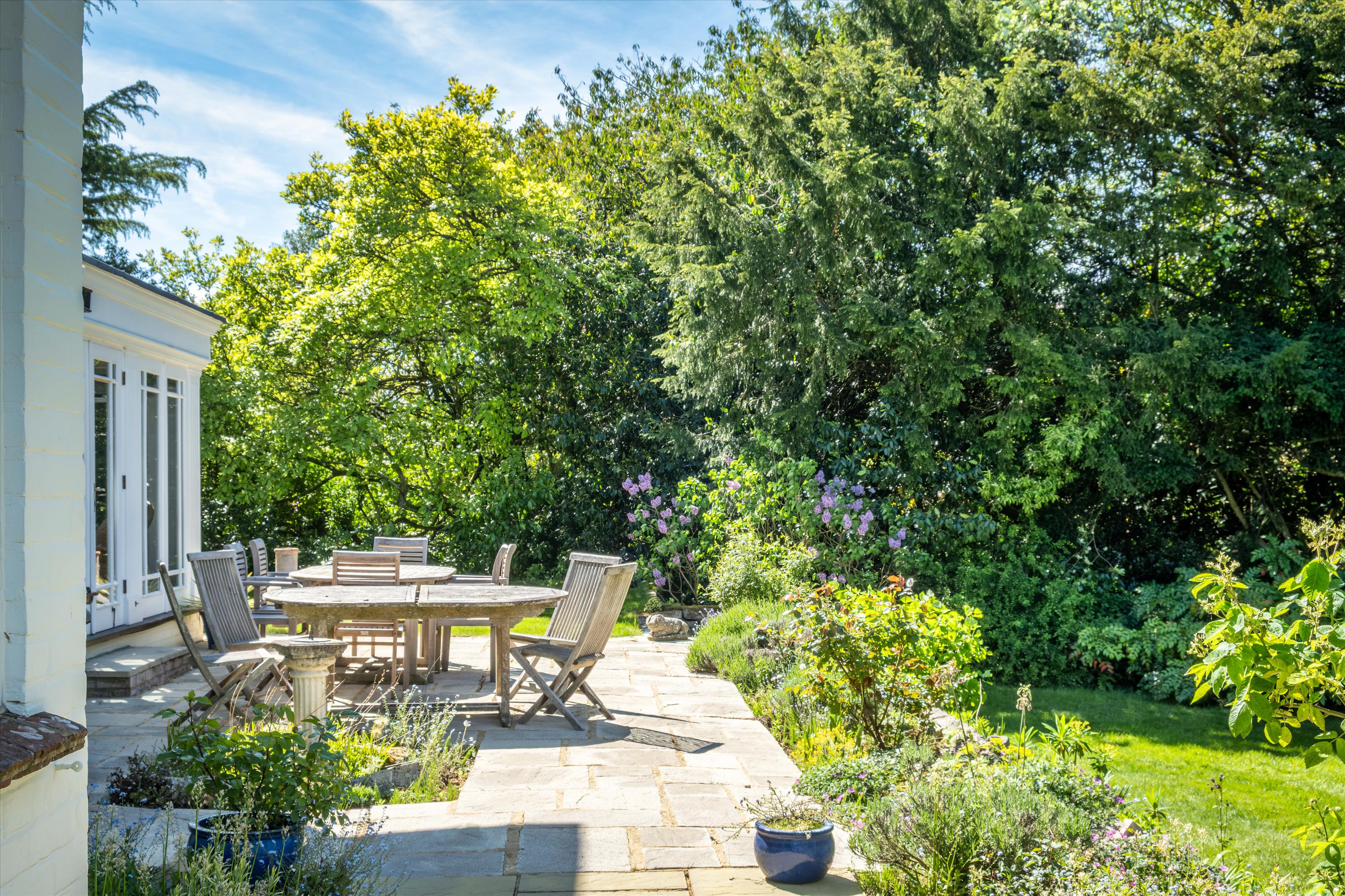 Weydown Road, Haslemere, Surrey GU27