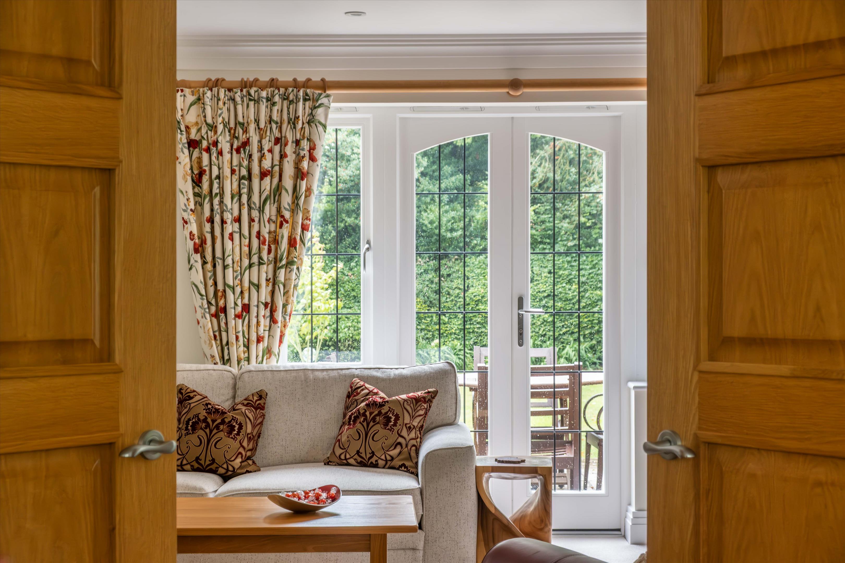 Courts Hill Road, Haslemere, Surrey, GU27