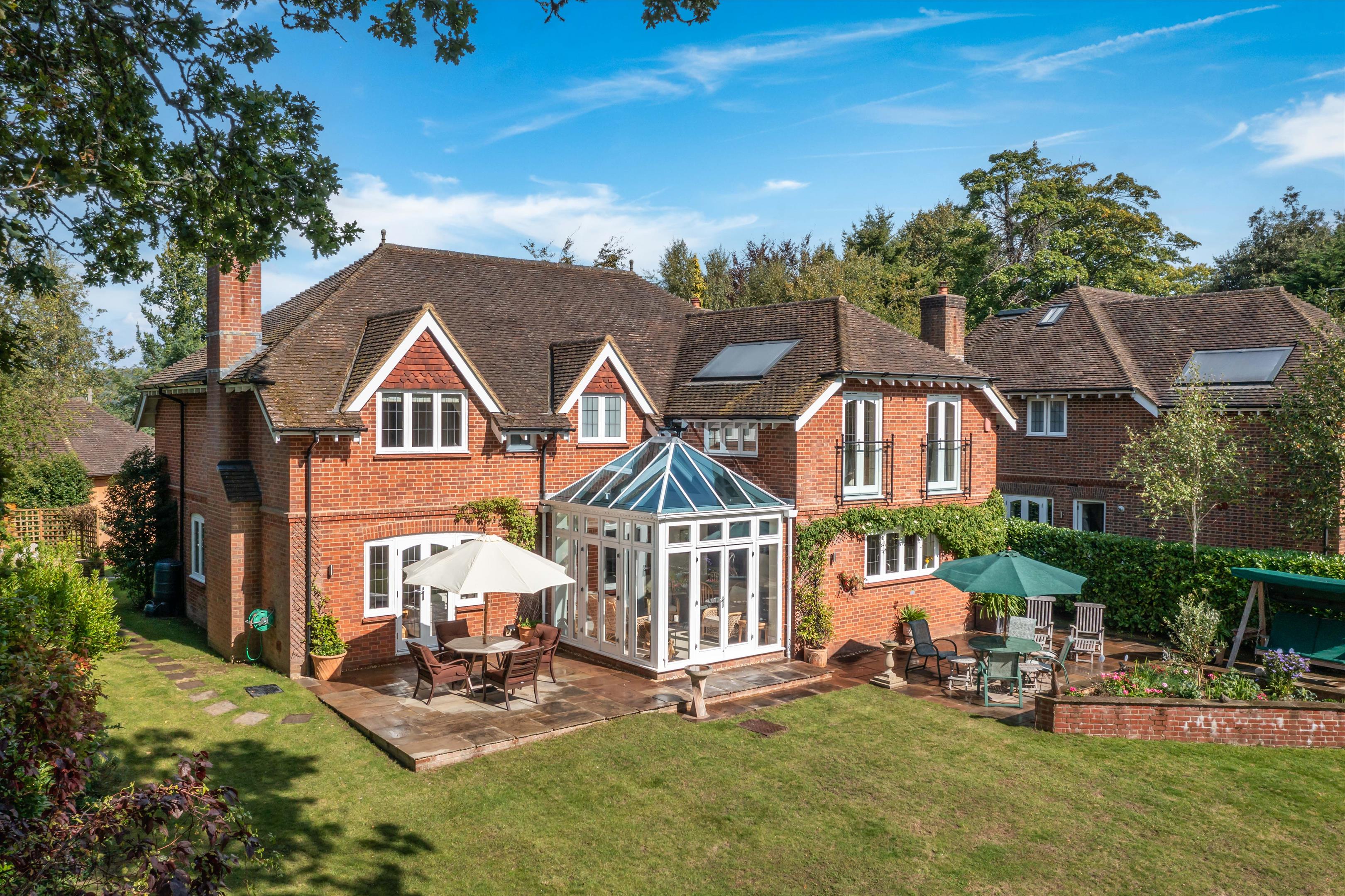 Courts Hill Road, Haslemere, Surrey, GU27