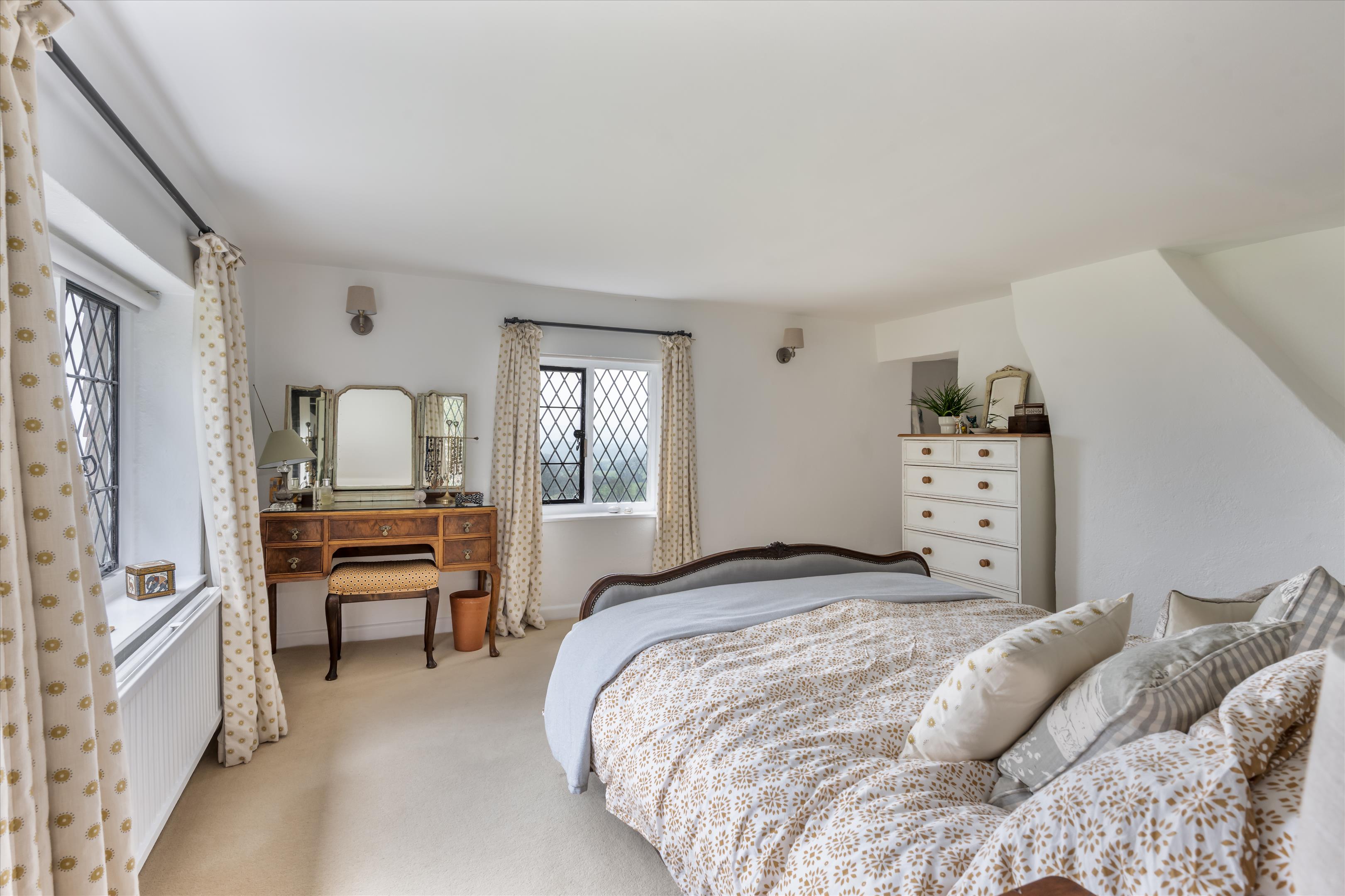 Hollycombe Lane, Linch, West Sussex, GU30