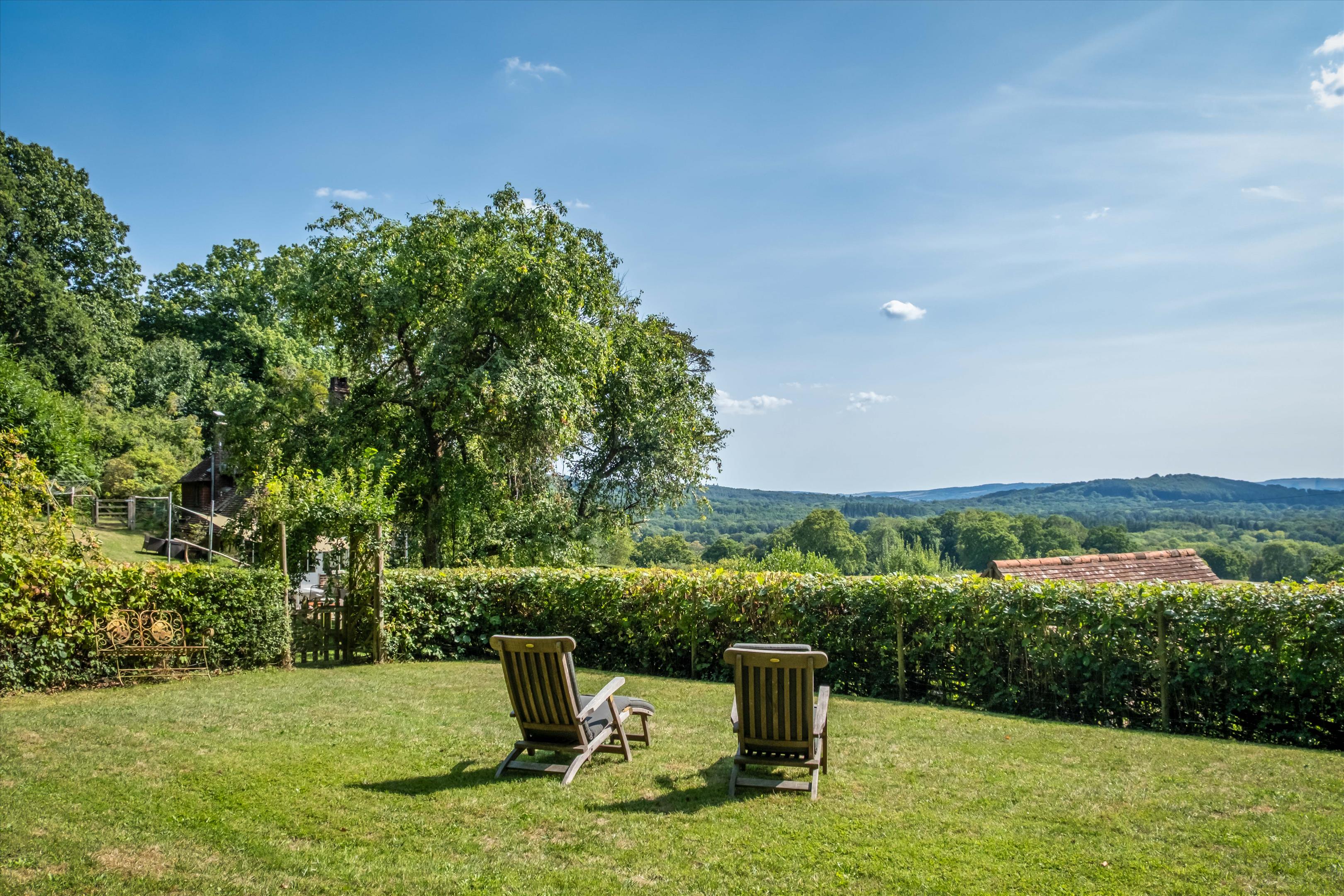 Hollycombe Lane, Linch, West Sussex, GU30