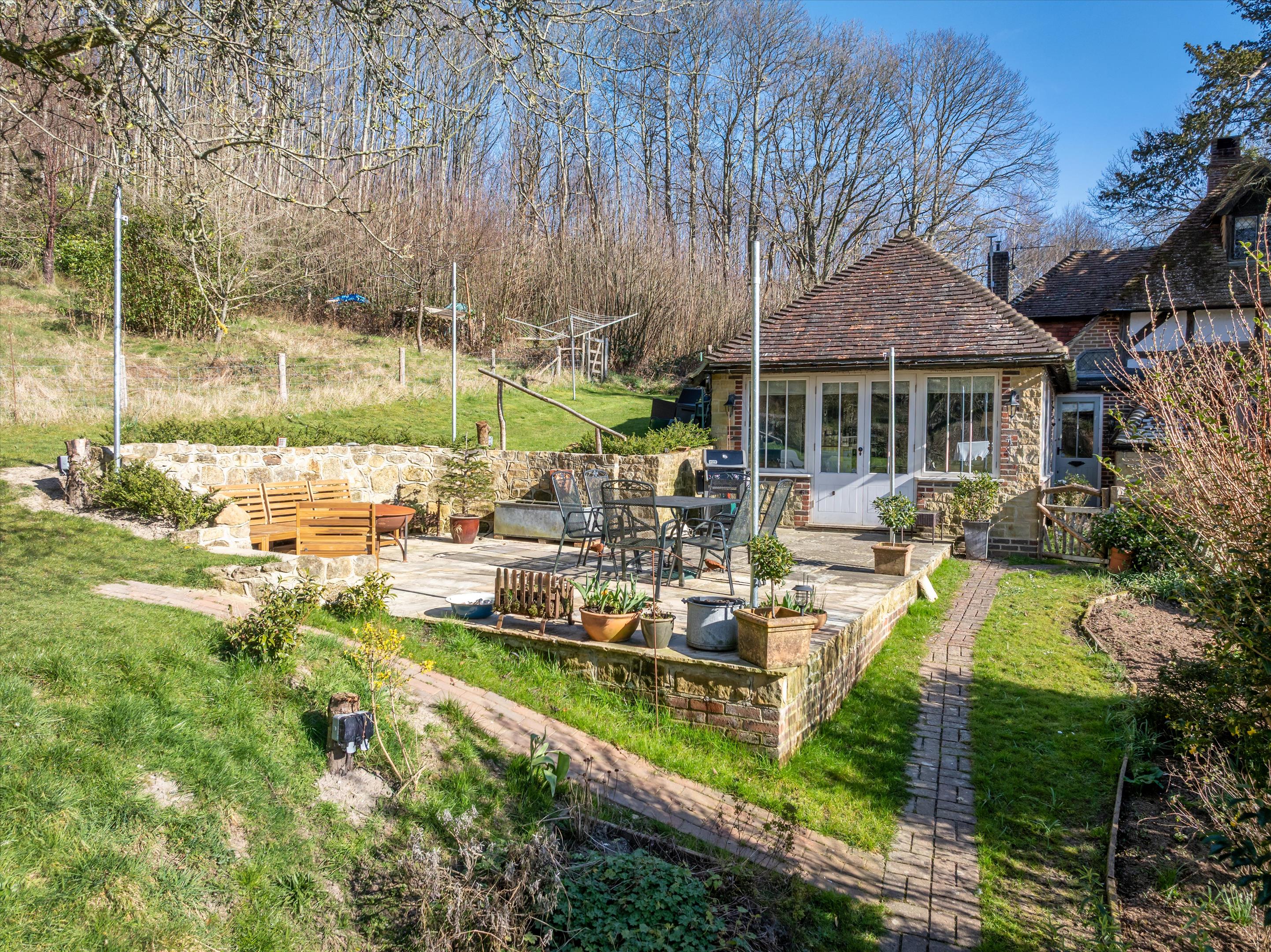 Hollycombe Lane, Linch, West Sussex, GU30