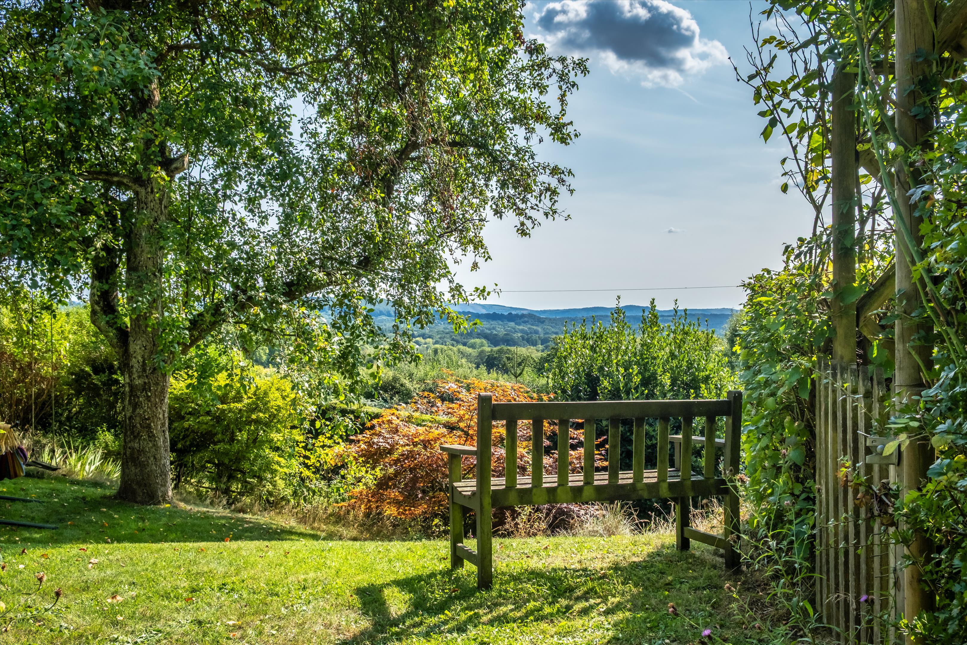 Hollycombe Lane, Linch, West Sussex, GU30