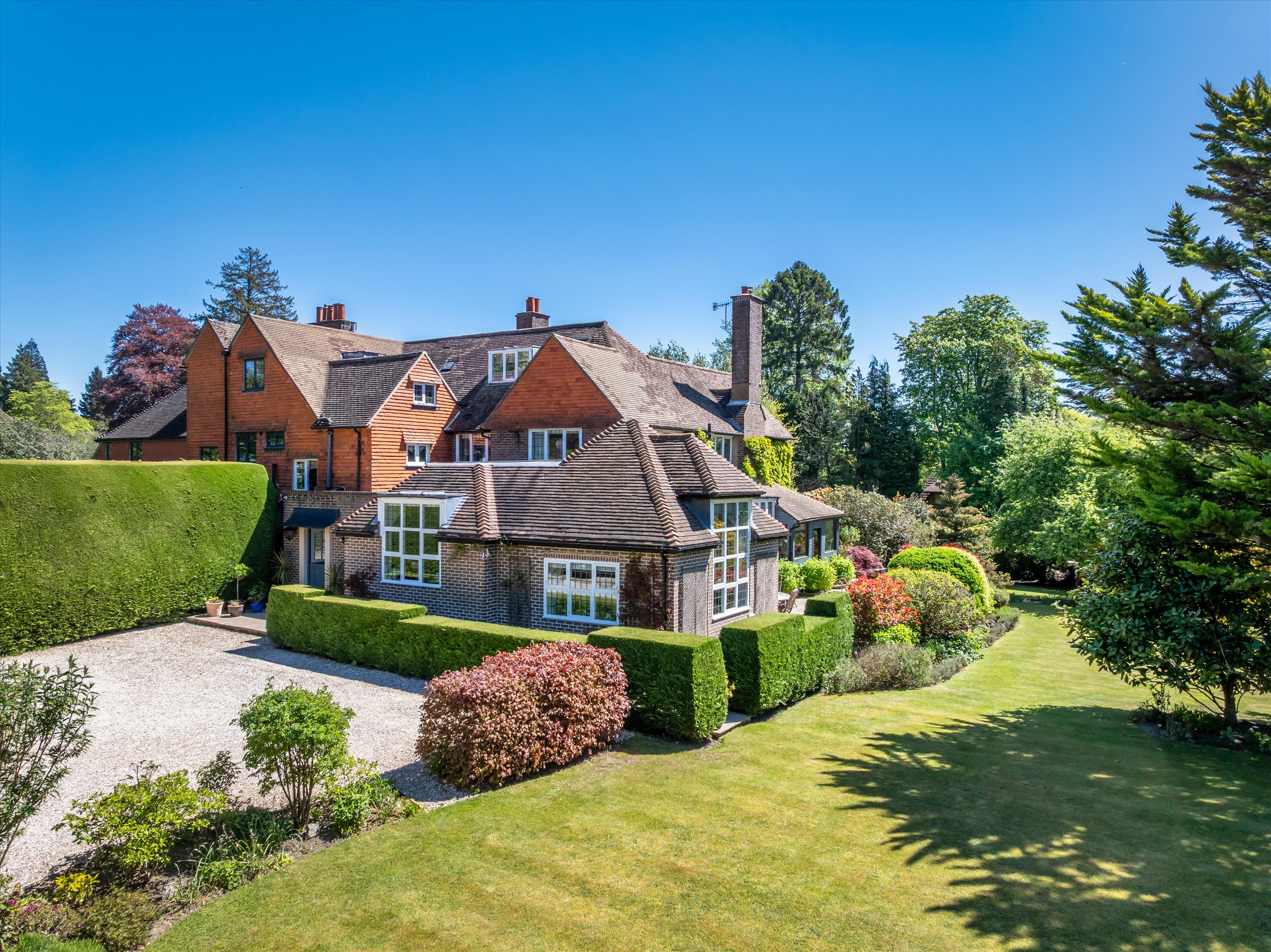 Weydown Road, Haslemere, Surrey GU27