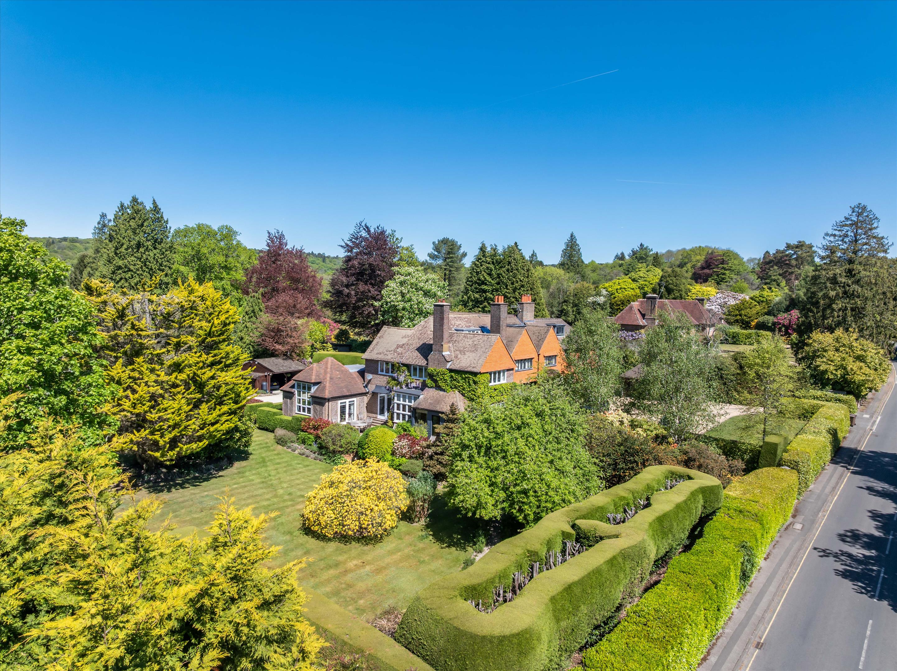 Weydown Road, Haslemere, Surrey GU27