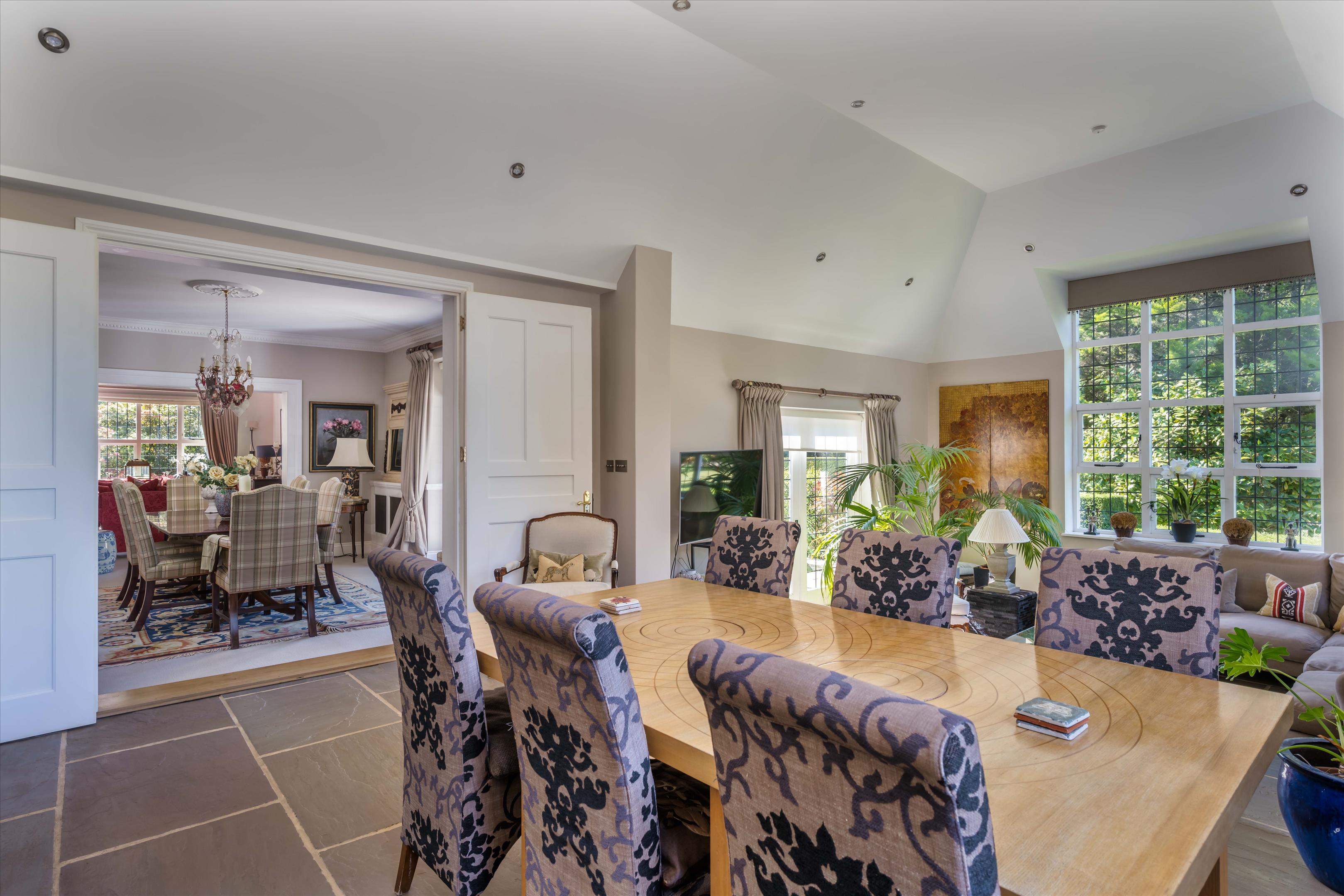 Weydown Road, Haslemere, Surrey GU27