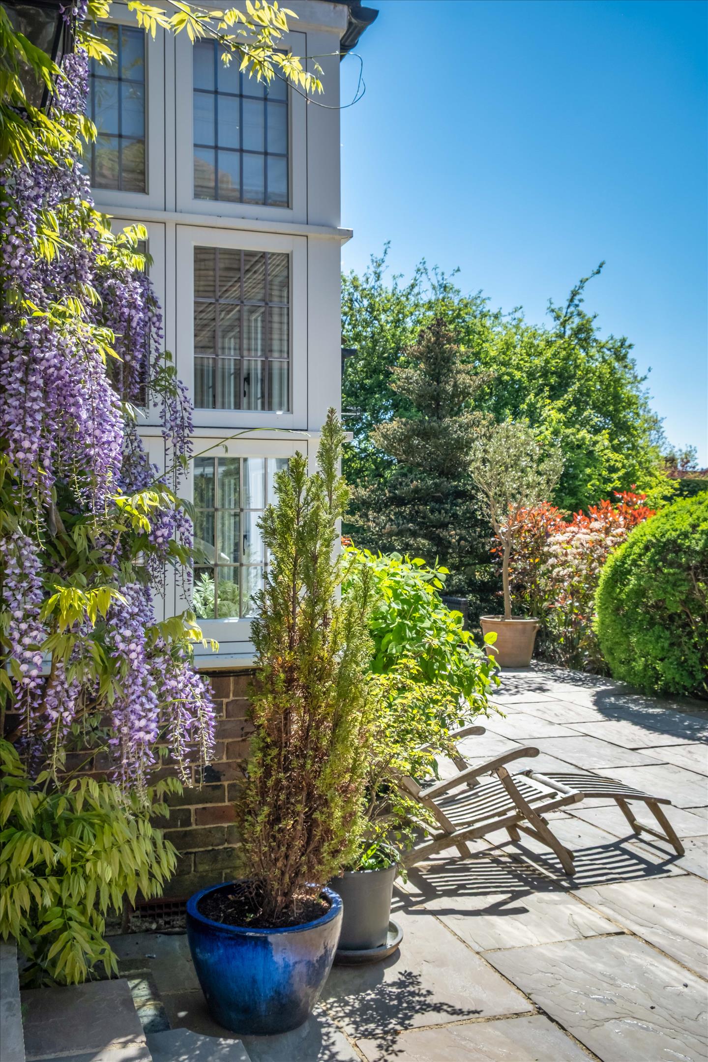 Weydown Road, Haslemere, Surrey GU27