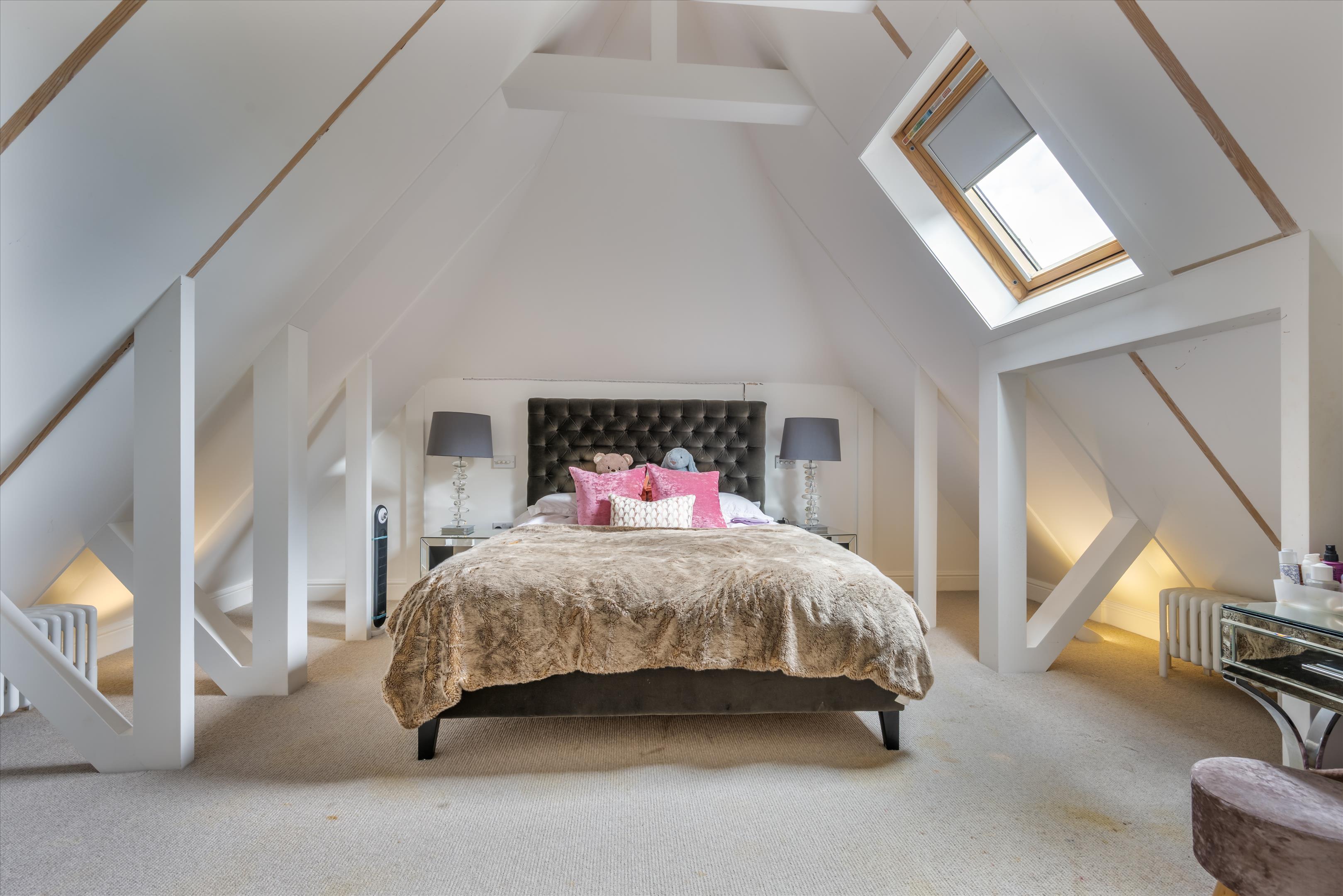 Holdfast Lane, Haslemere, Surrey GU27