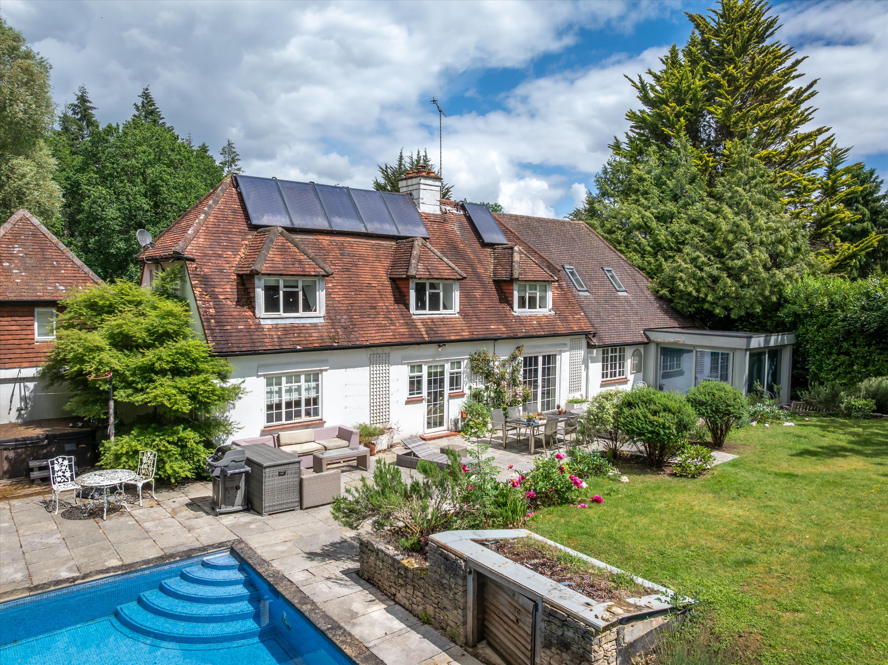 Holdfast Lane, Haslemere, Surrey GU27