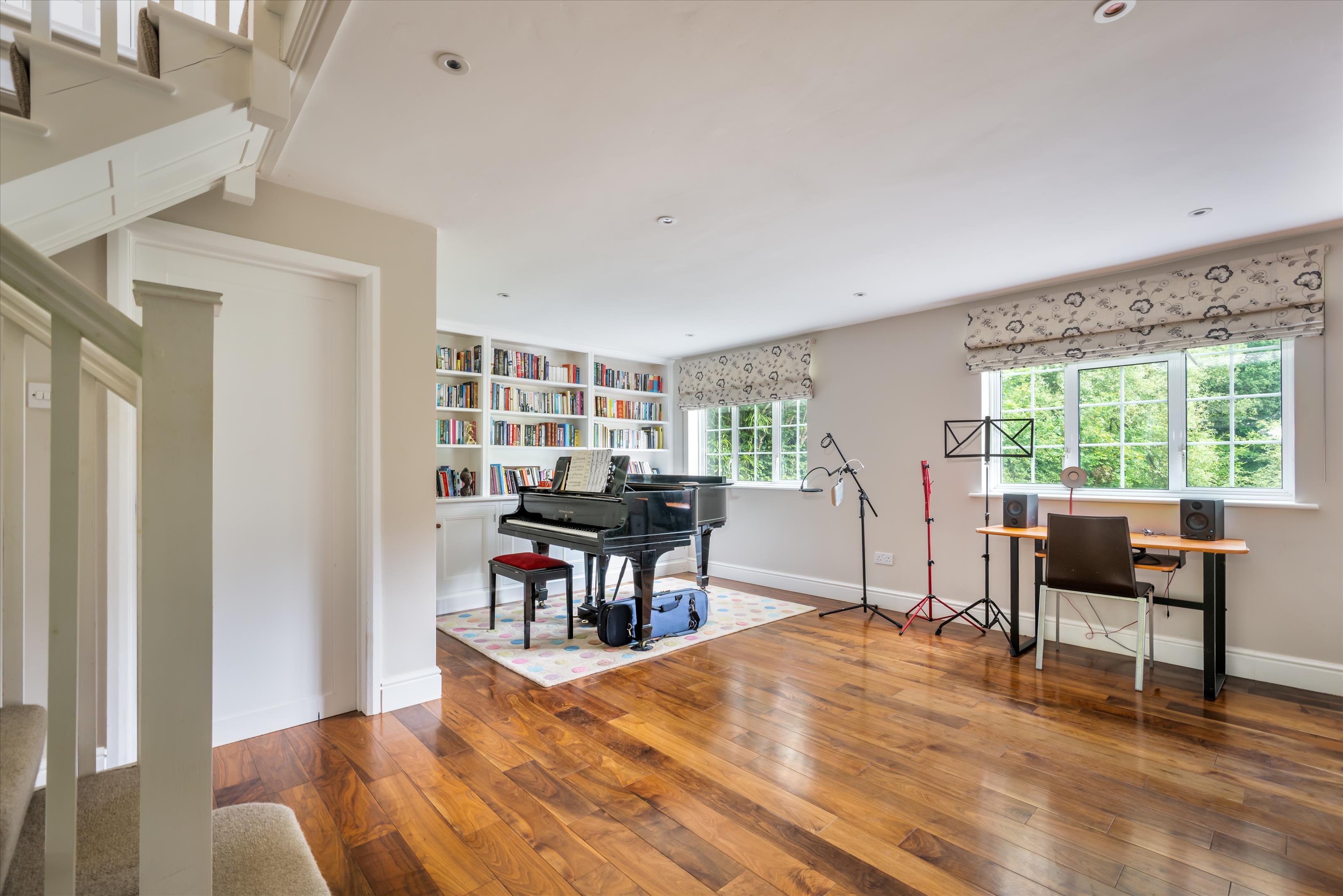 Holdfast Lane, Haslemere, Surrey GU27