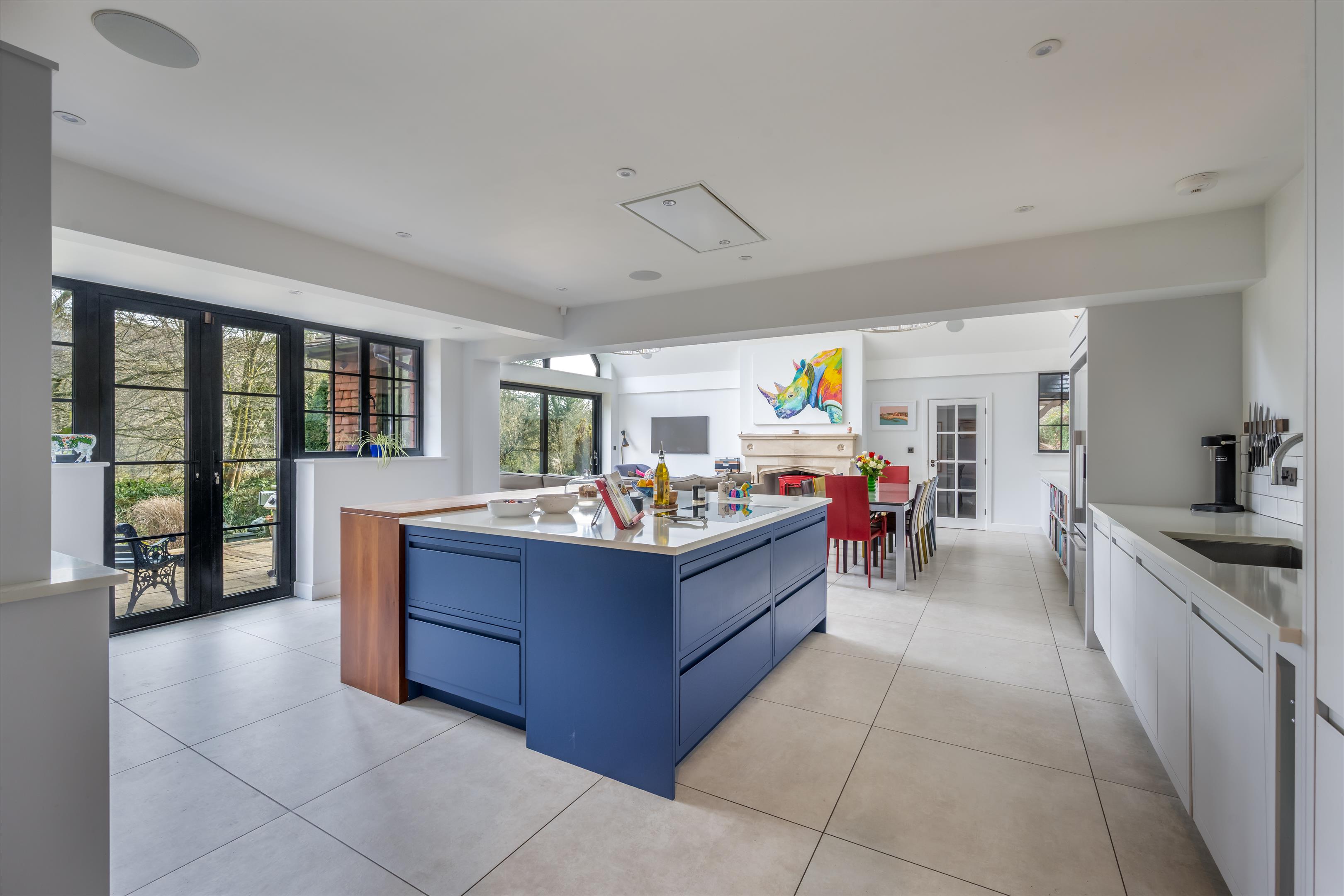 Hindhead Road, Haslemere, Surrey GU27