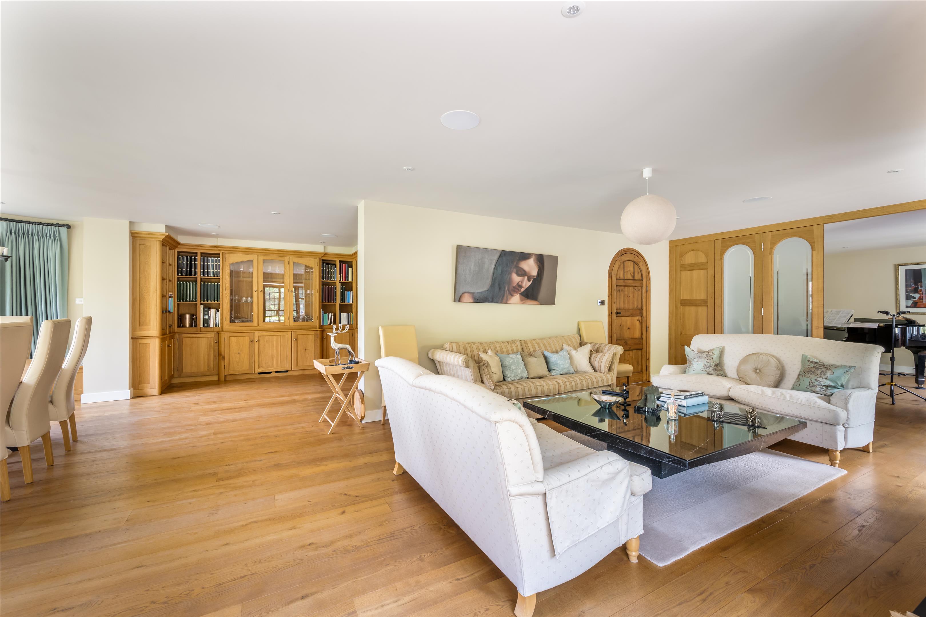 London Road, Petersfield, Hampshire, GU31