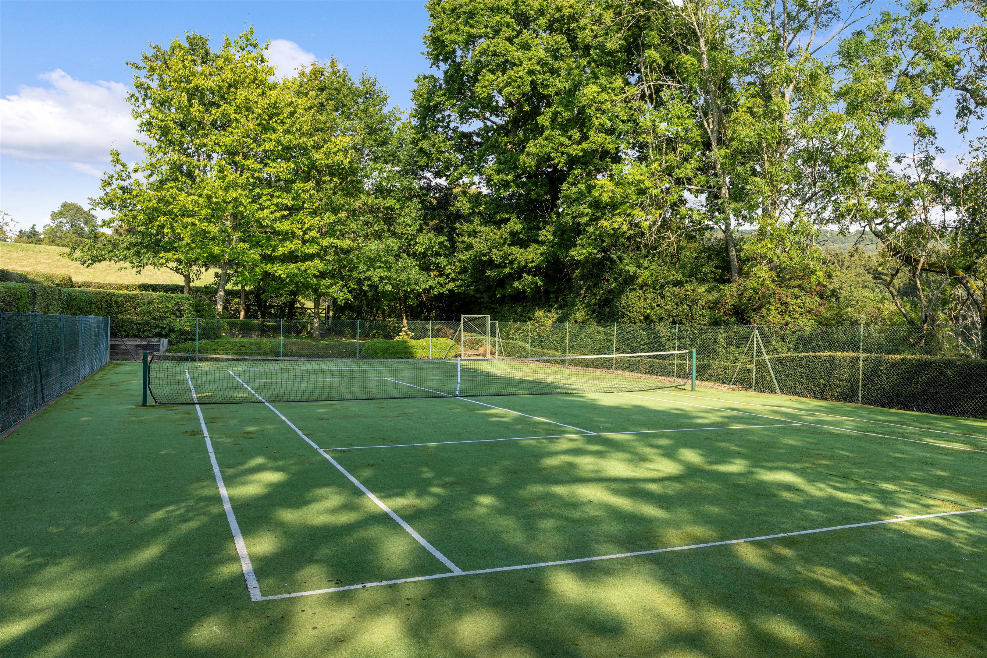 Fernhurst, Haslemere, Surrey GU27