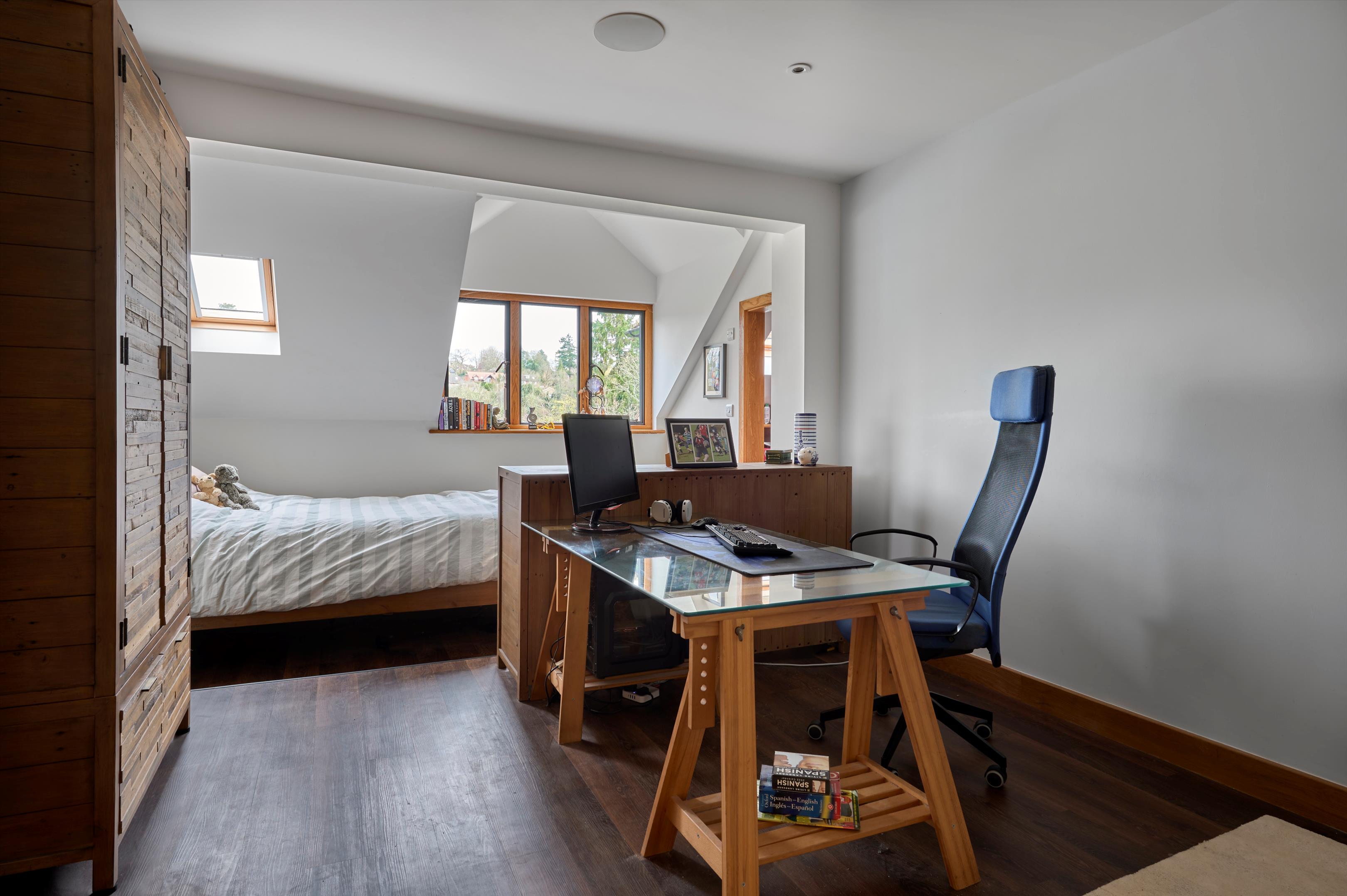 Derby Road, Haslemere, Surrey, GU27