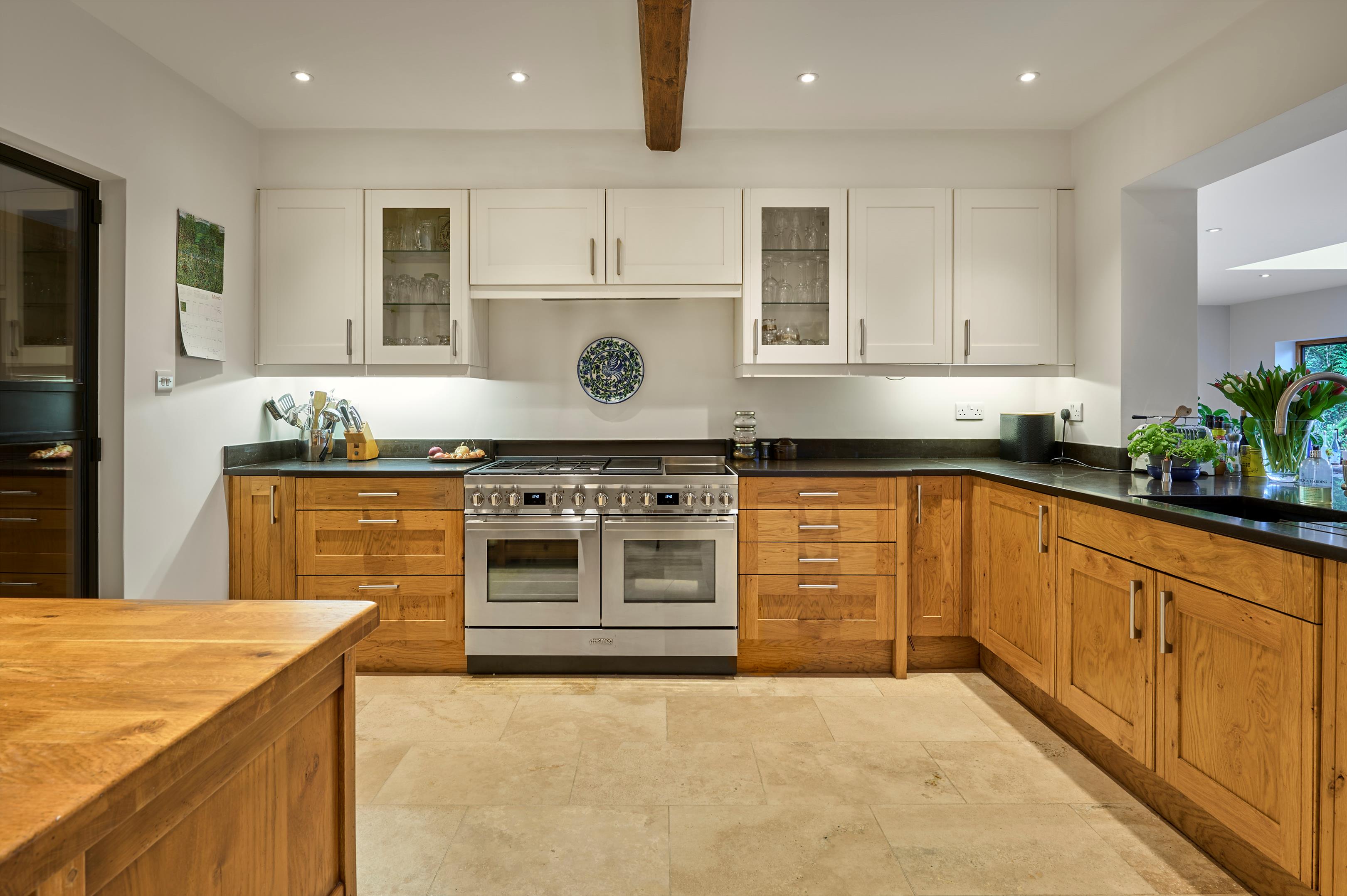 Derby Road, Haslemere, Surrey, GU27