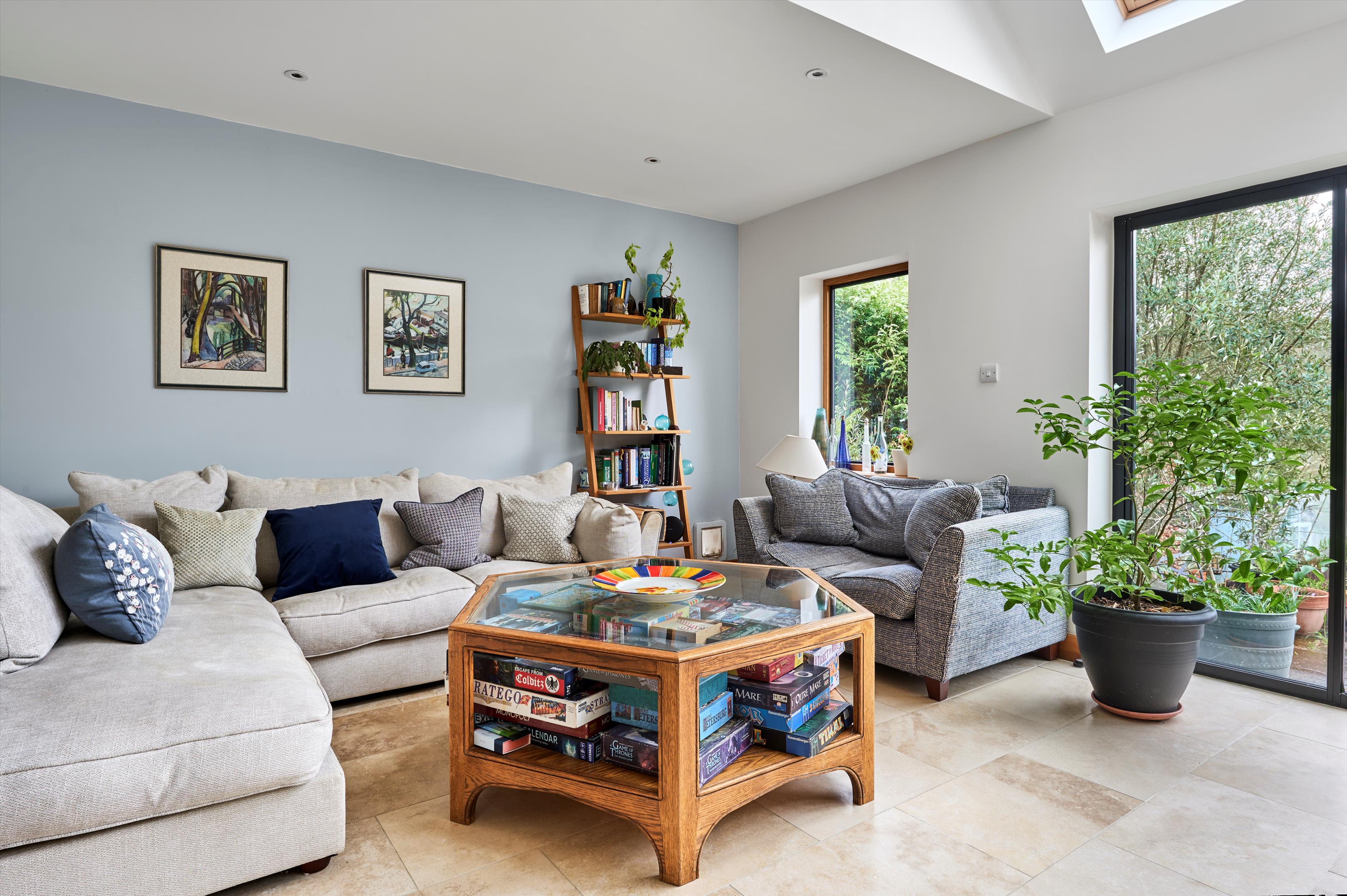 Derby Road, Haslemere, Surrey, GU27