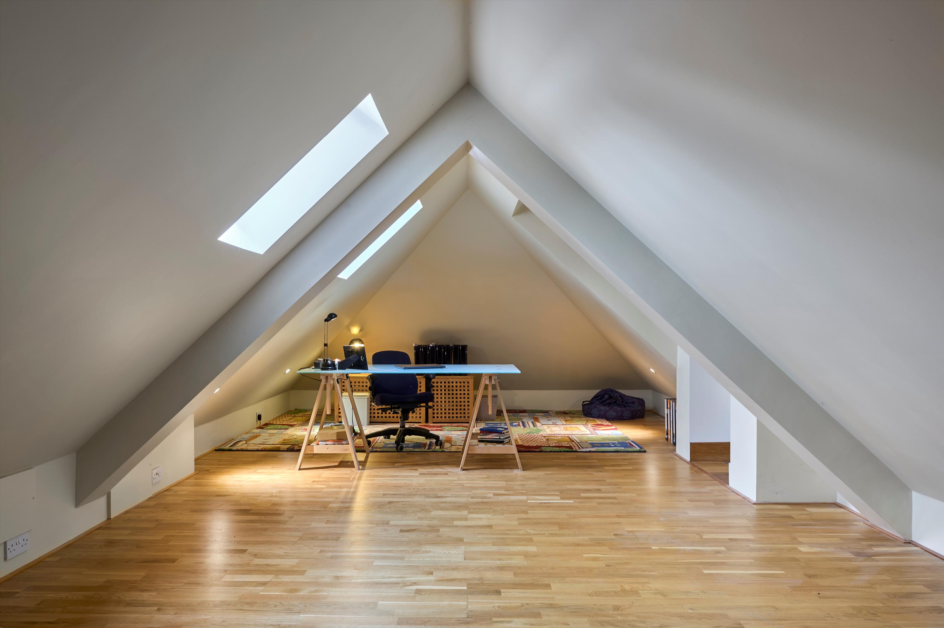 Derby Road, Haslemere, Surrey, GU27
