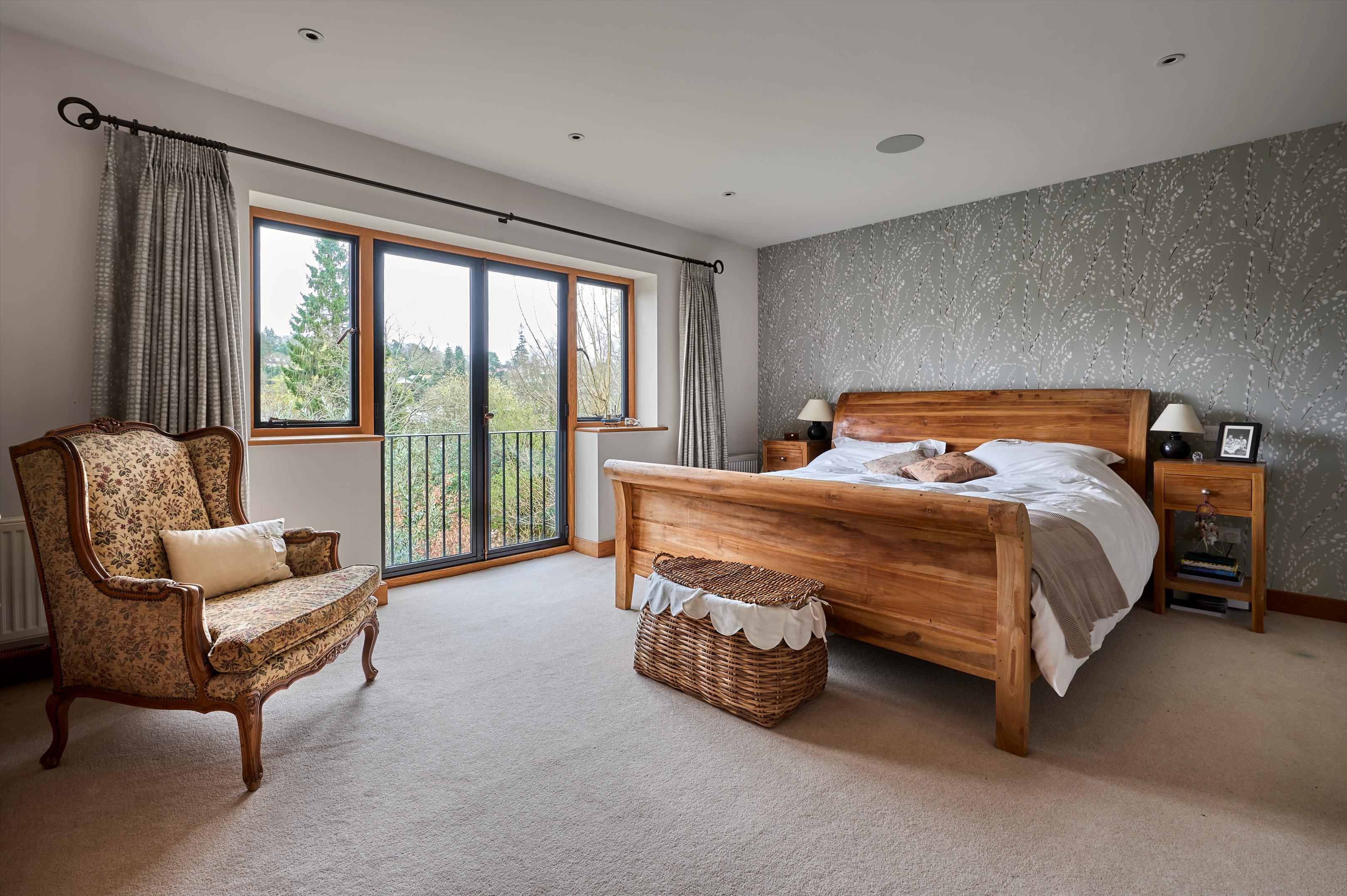 Derby Road, Haslemere, Surrey, GU27