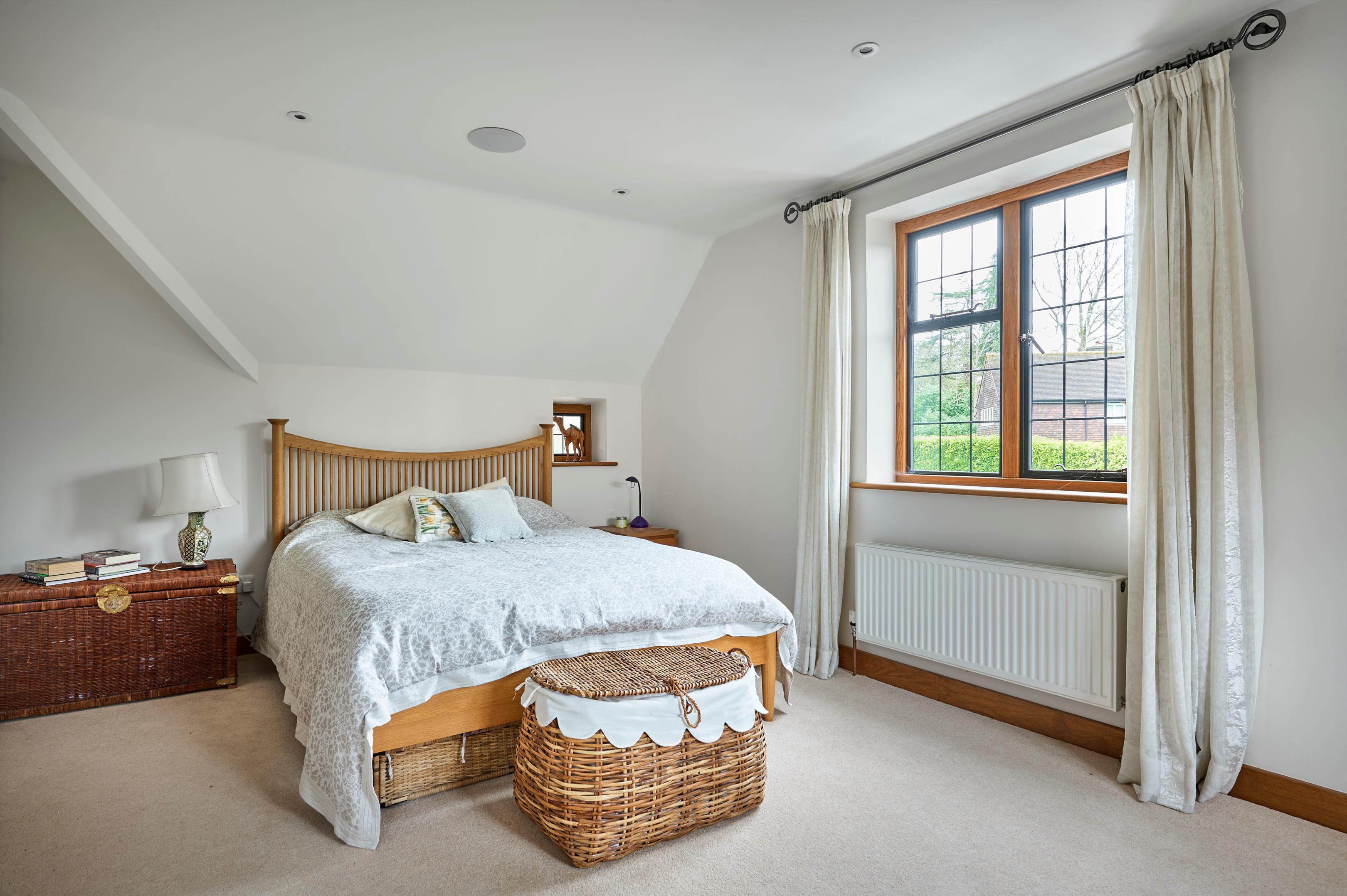 Derby Road, Haslemere, Surrey, GU27