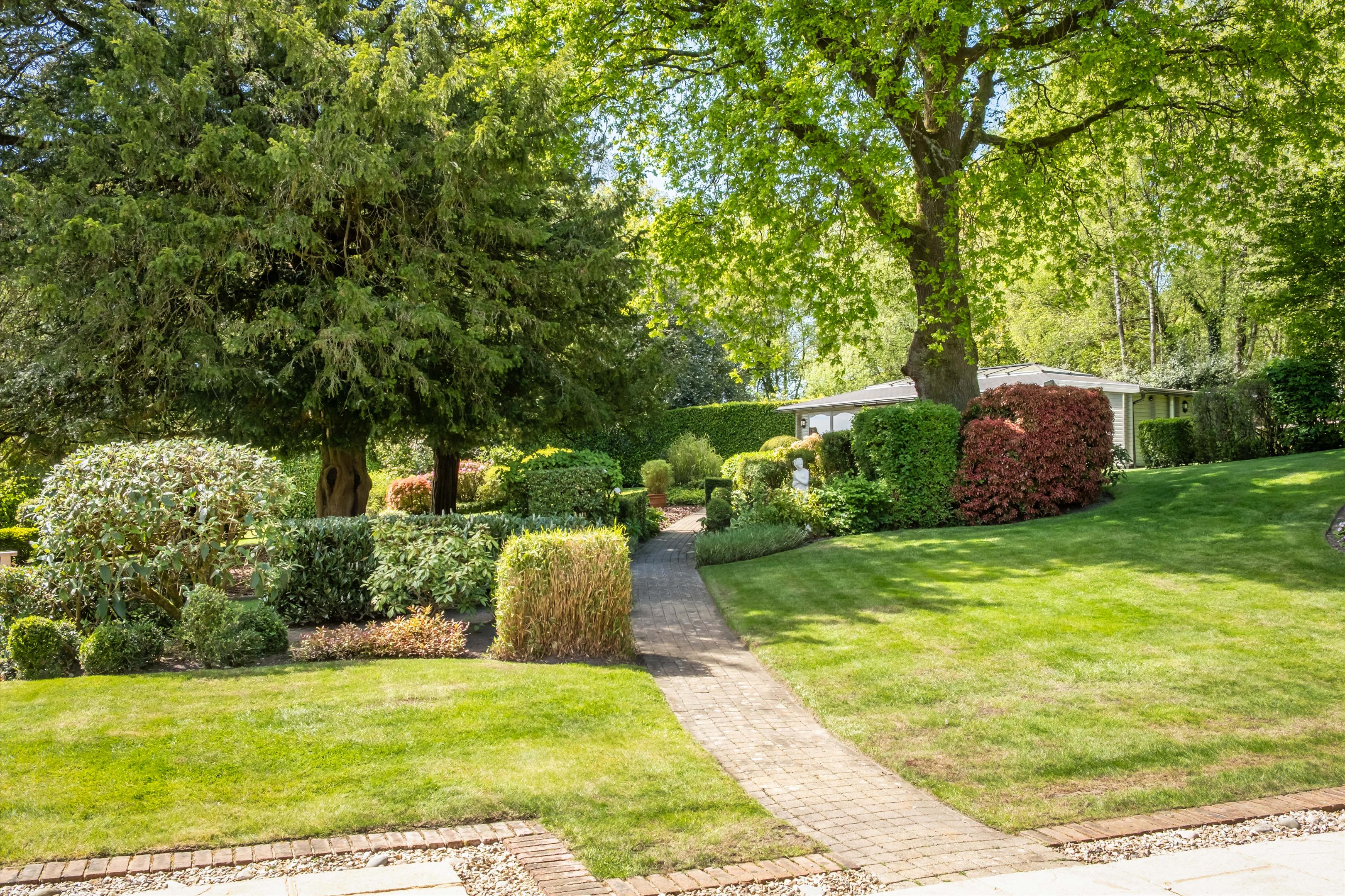 Hurst Park, Midhurst, West Sussex GU29