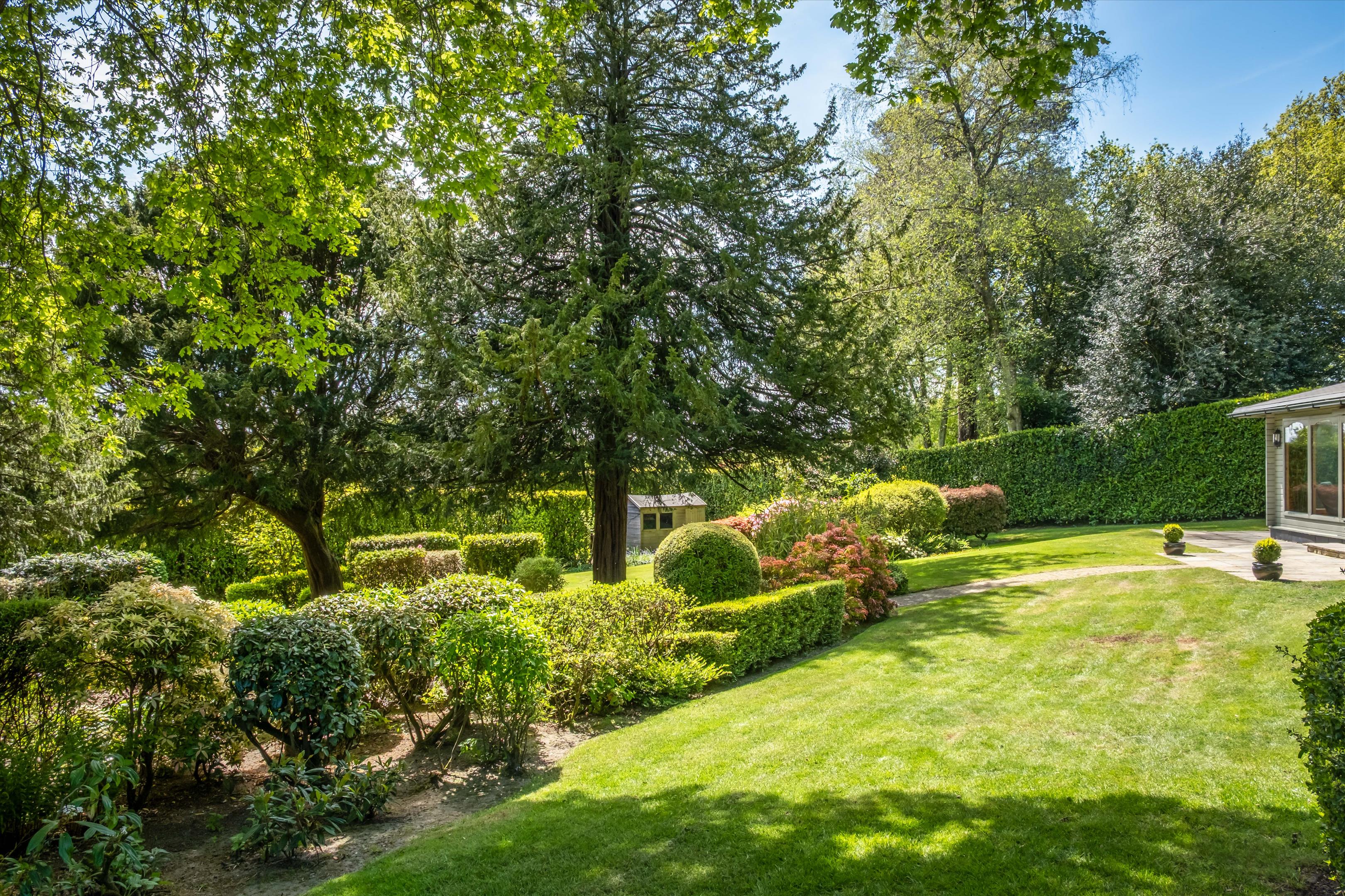 Hurst Park, Midhurst, West Sussex GU29