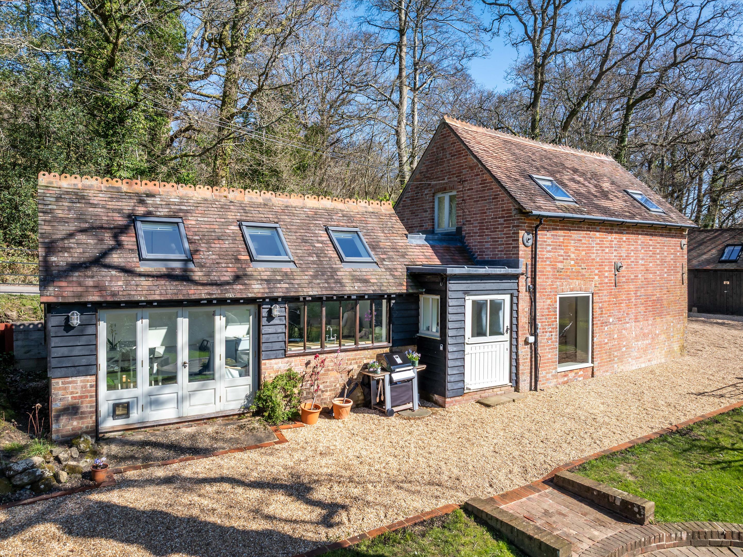 Copyhold Lane, Haslemere, West Sussex GU27