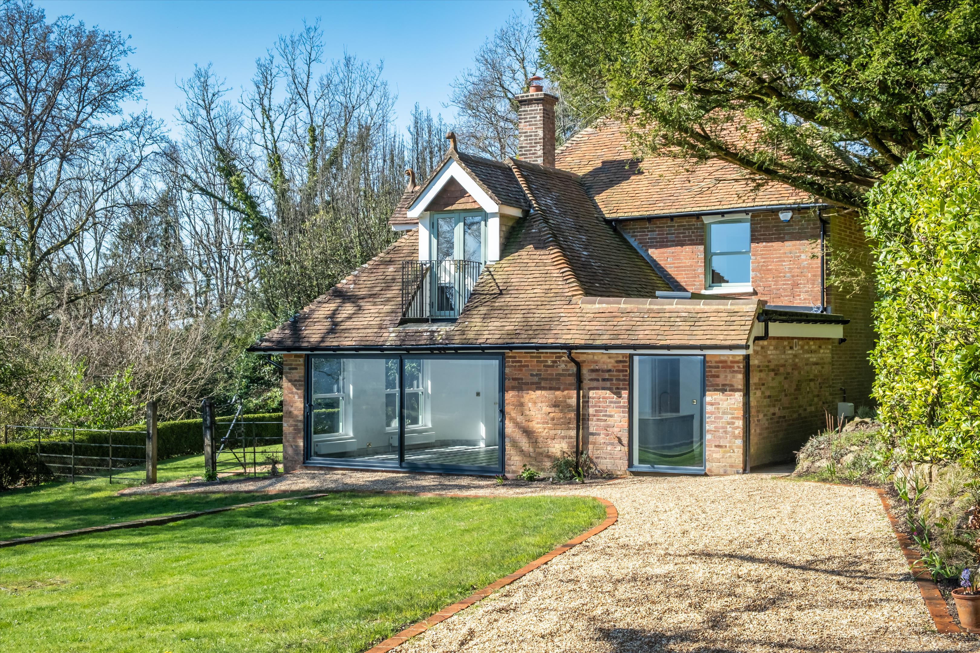 Copyhold Lane, Haslemere, West Sussex GU27