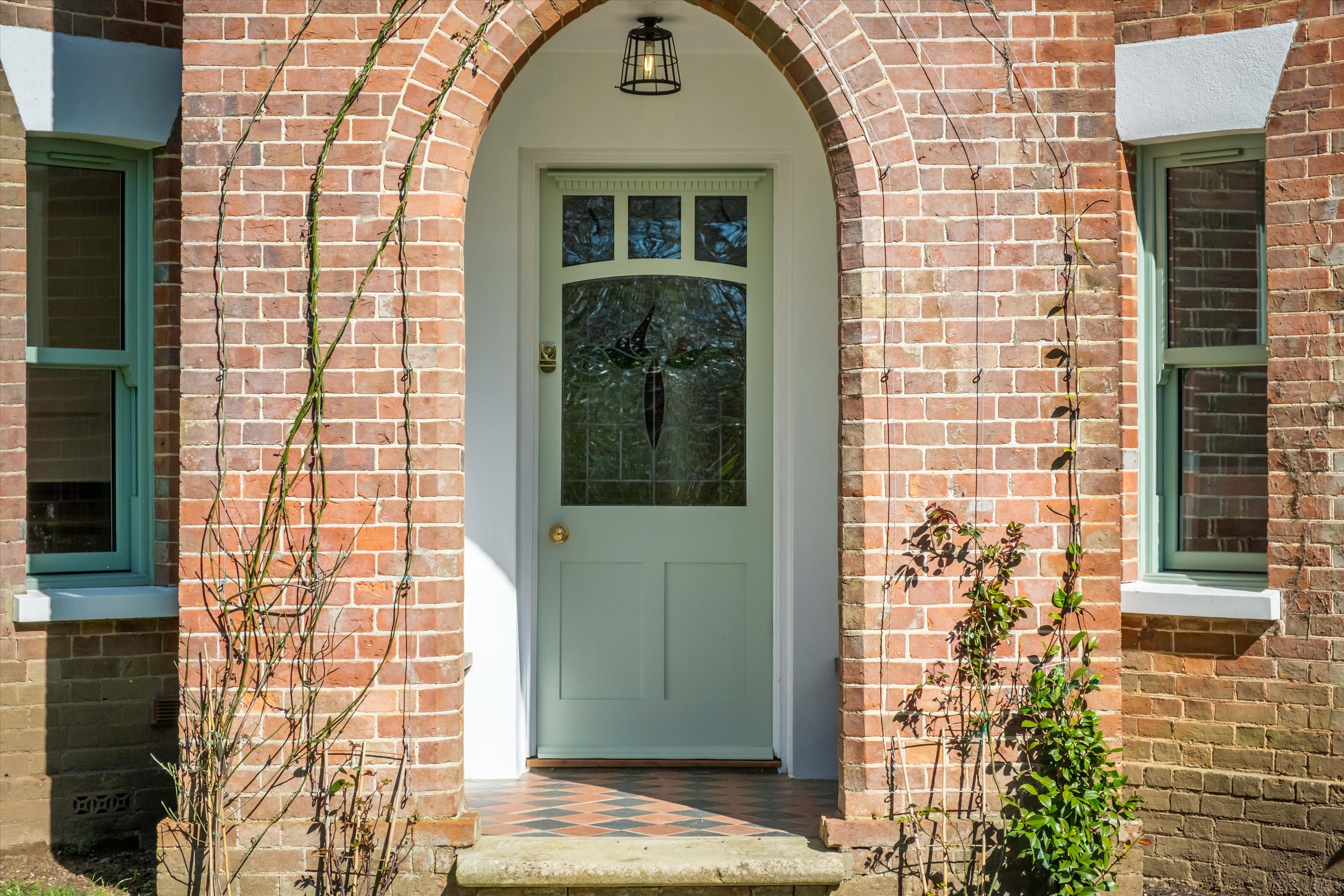 Copyhold Lane, Haslemere, West Sussex GU27
