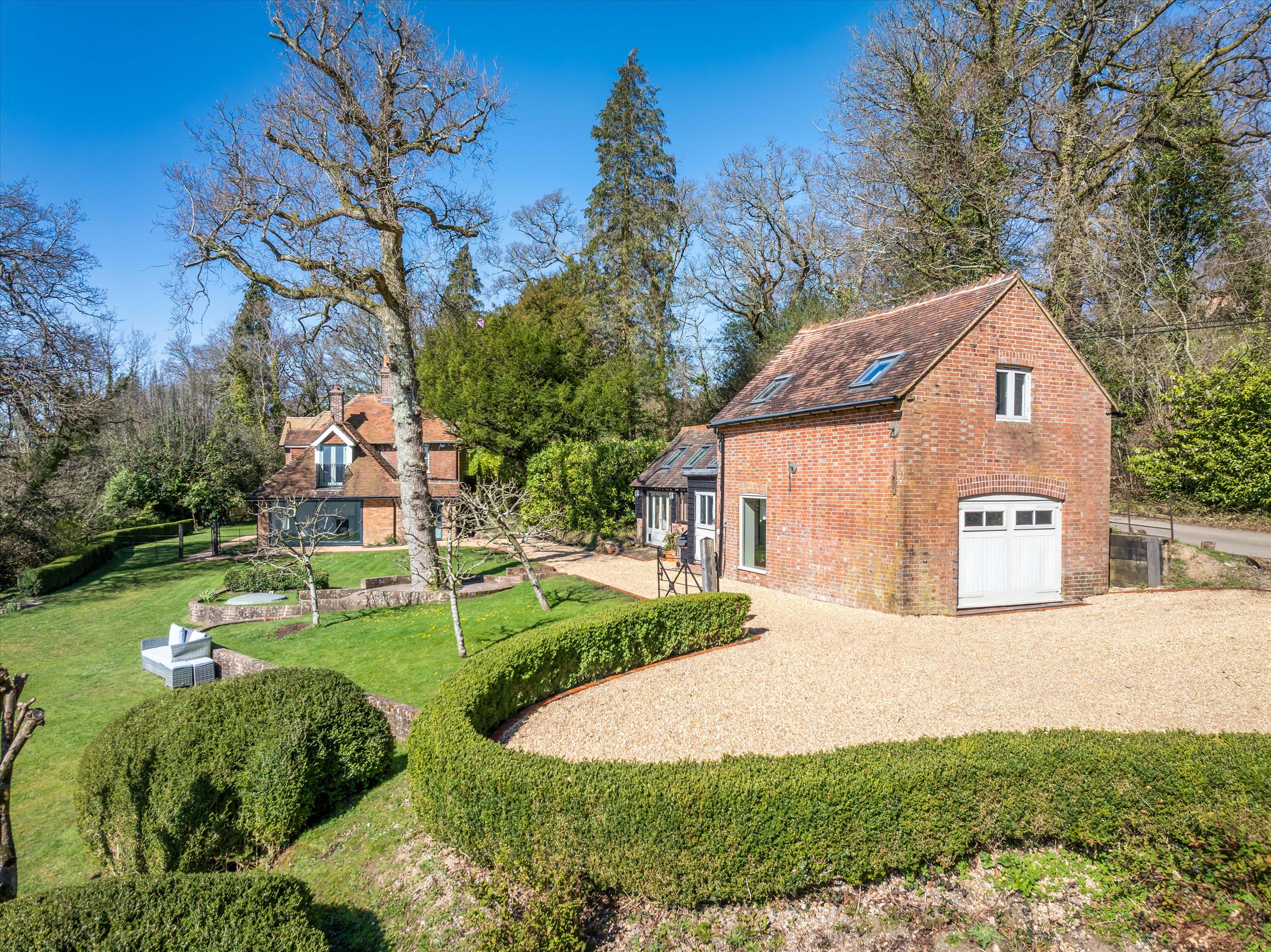Copyhold Lane, Haslemere, West Sussex GU27