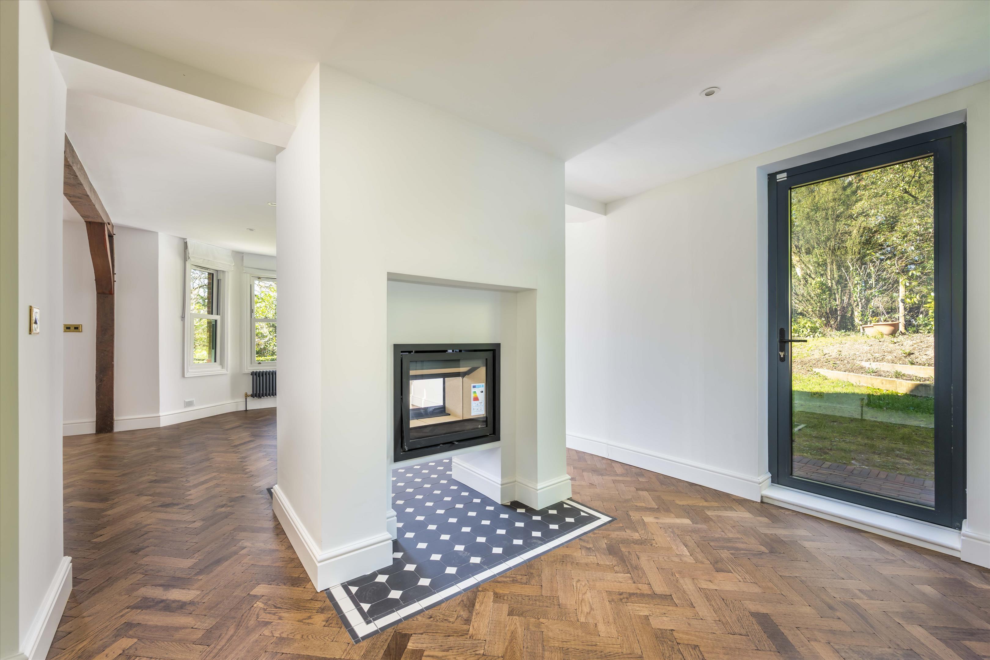 Copyhold Lane, Haslemere, West Sussex GU27