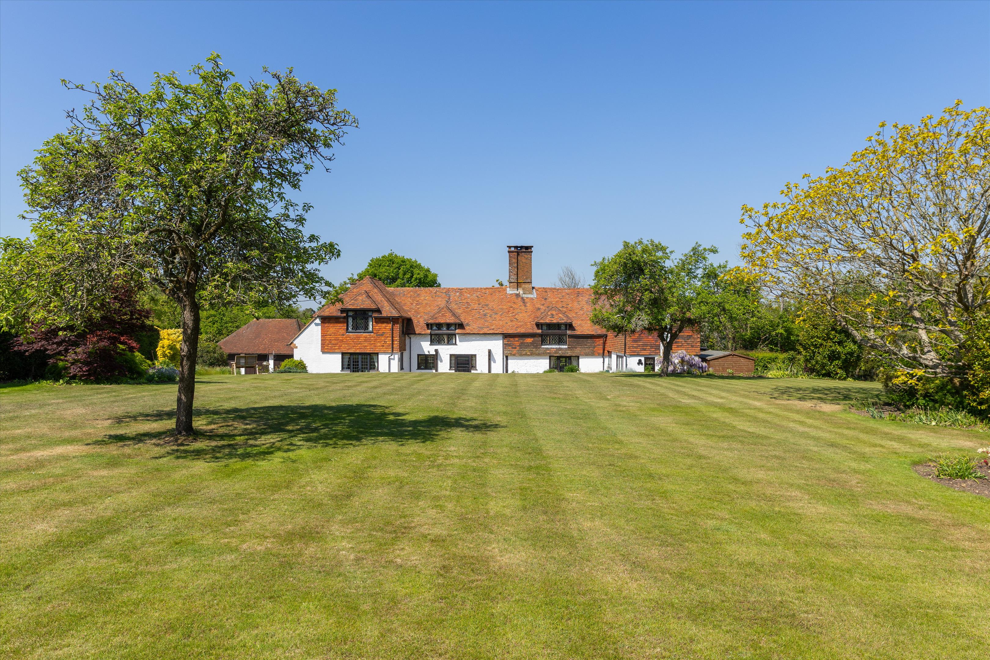Green Cross Lane, Churt, Farnham, Surrey GU10 2ND
