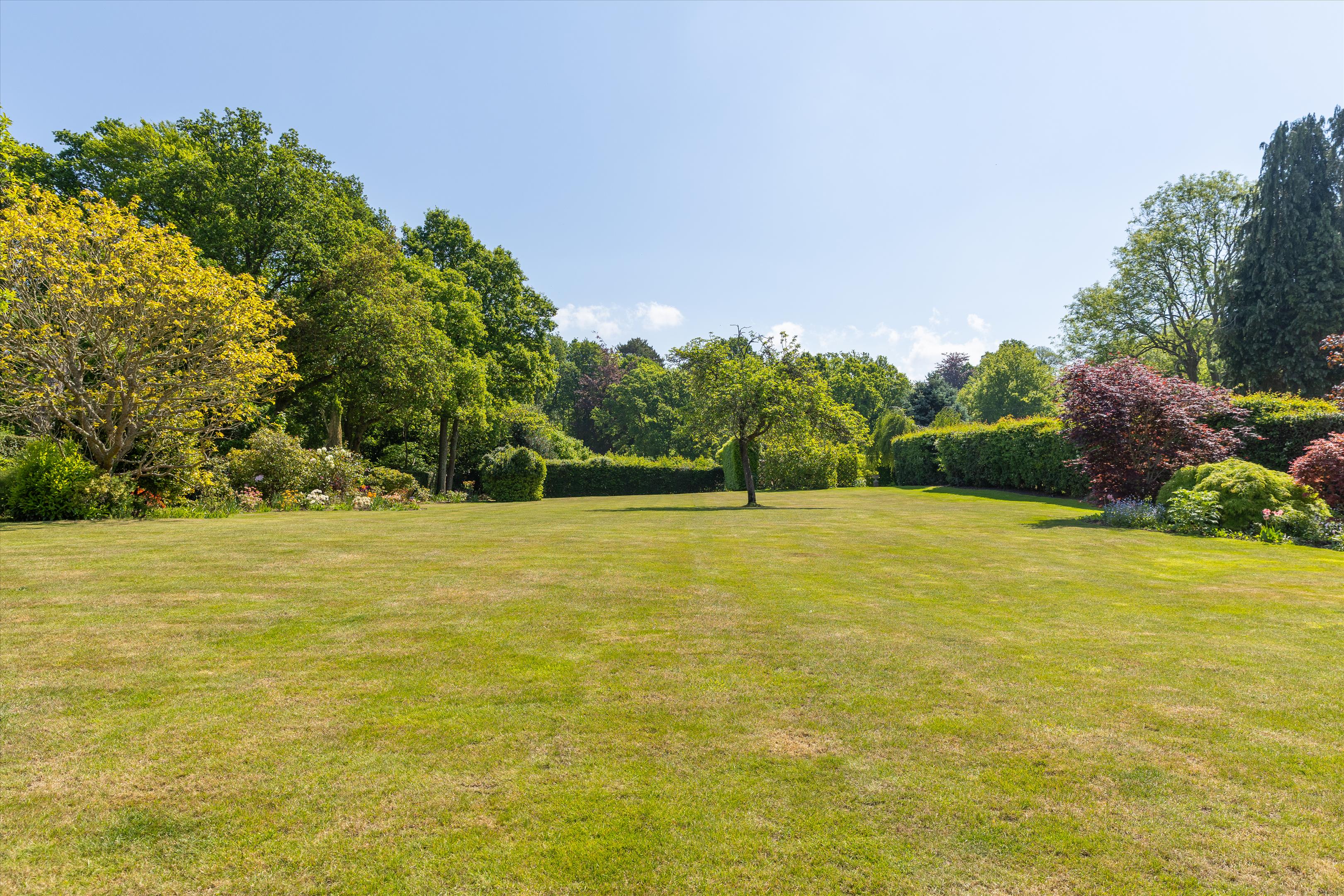 Green Cross Lane, Churt, Farnham, Surrey GU10 2ND