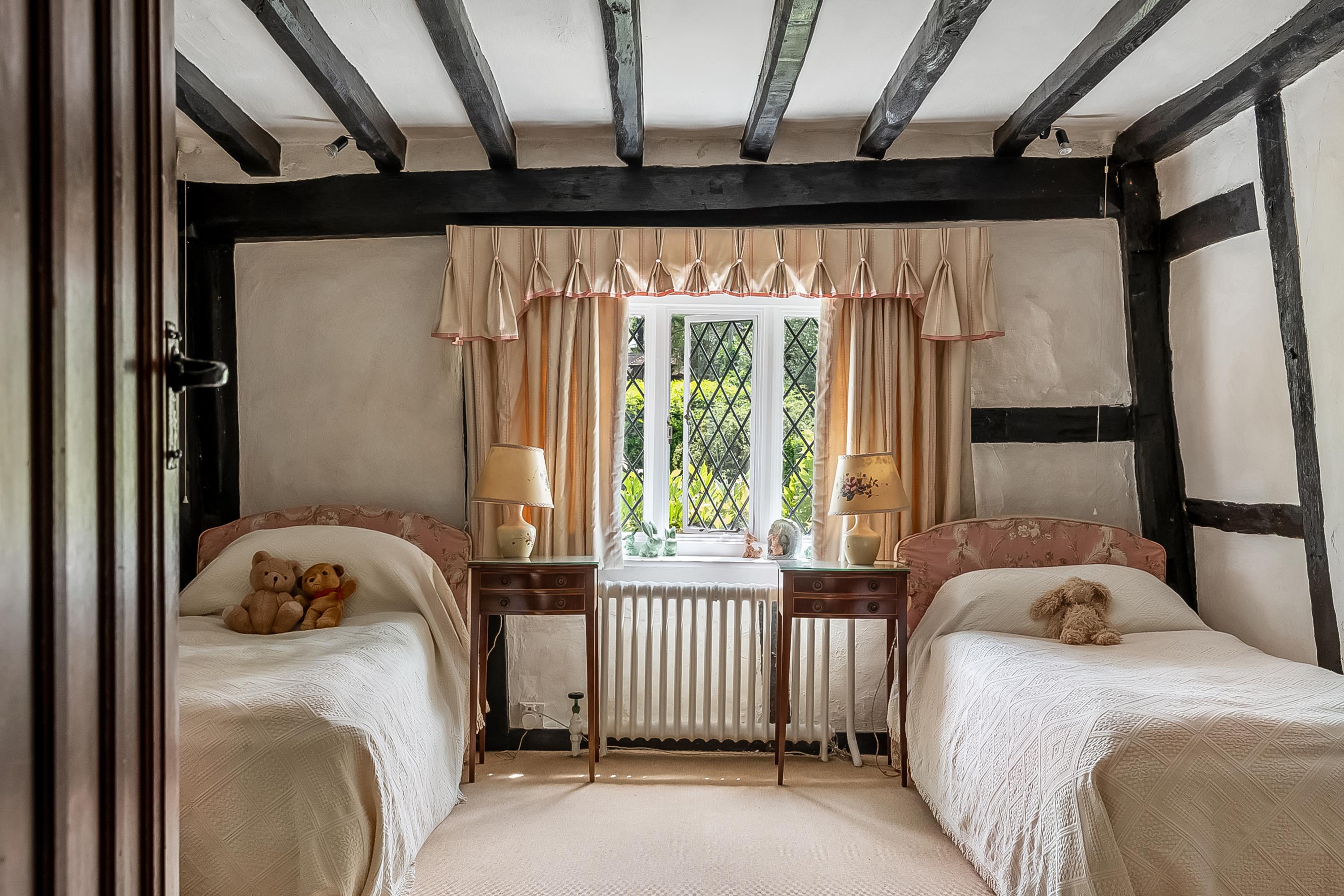 Rowhook Farm, Rowhook, Horsham, West Sussex, RH12 3PY