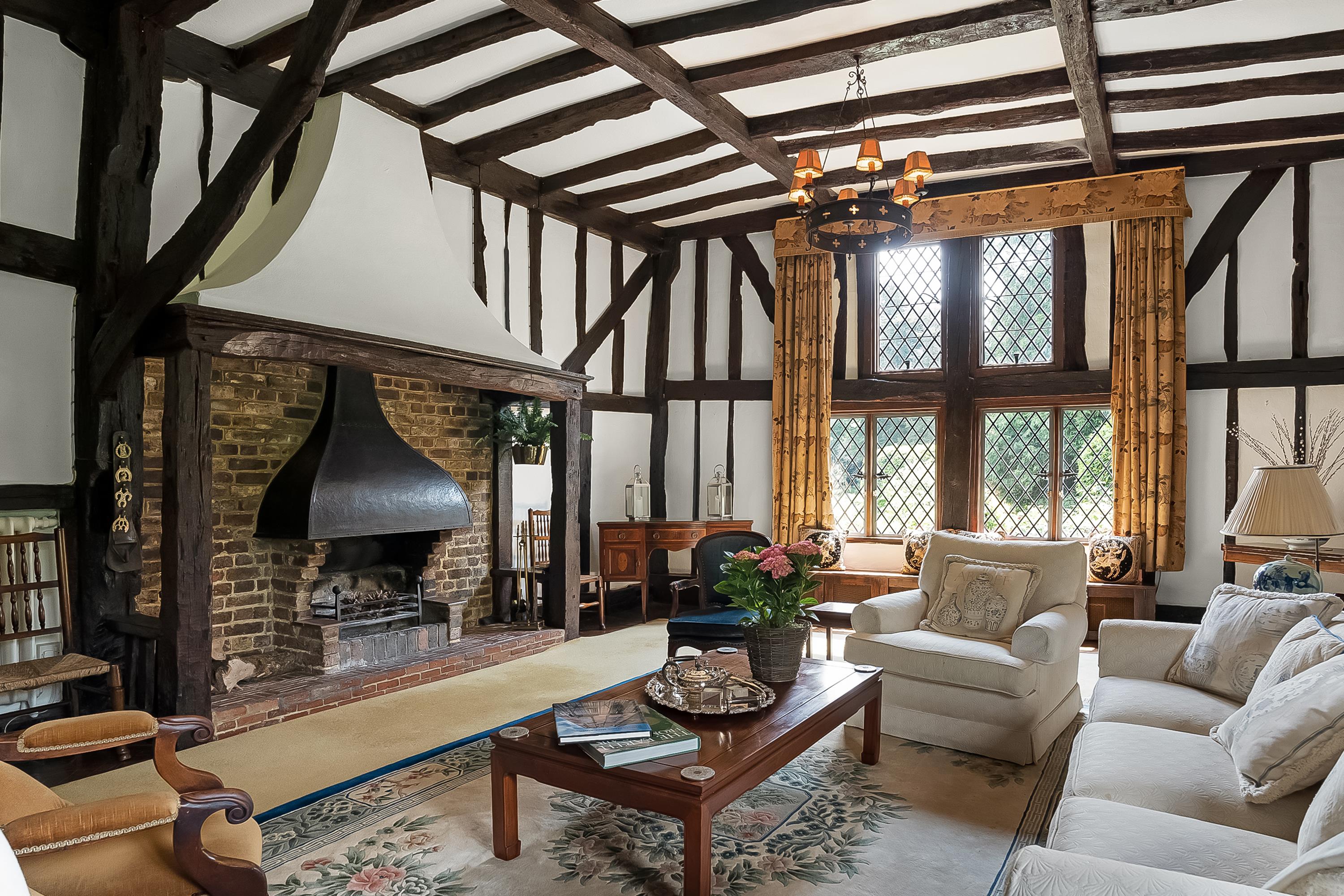 Rowhook Farm, Rowhook, Horsham, West Sussex, RH12 3PY