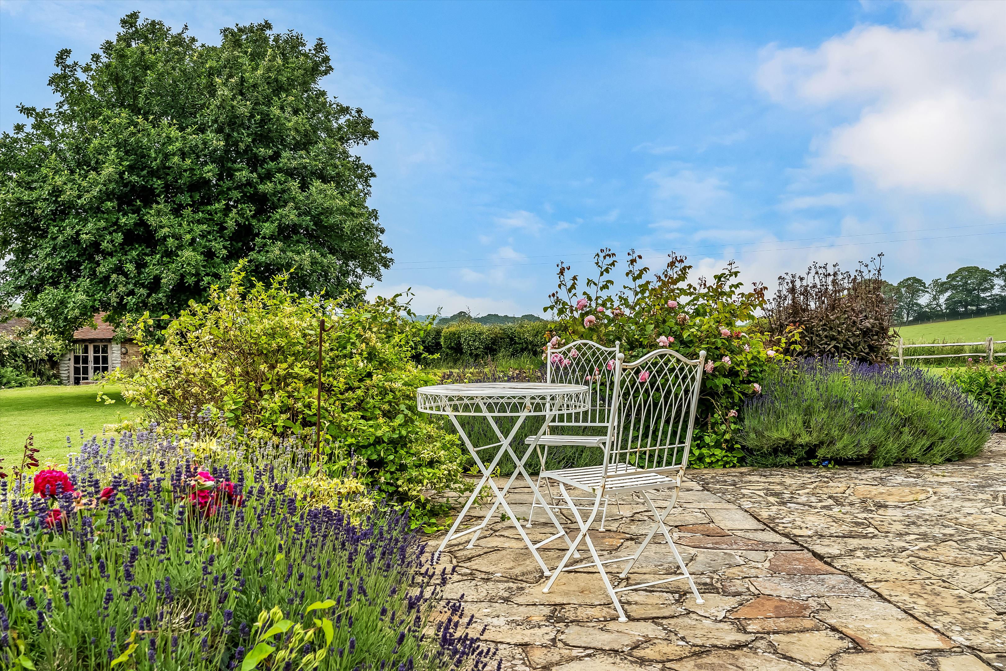 Blackhouse Lane, Fox Hill, Petworth, West Sussex, GU28
