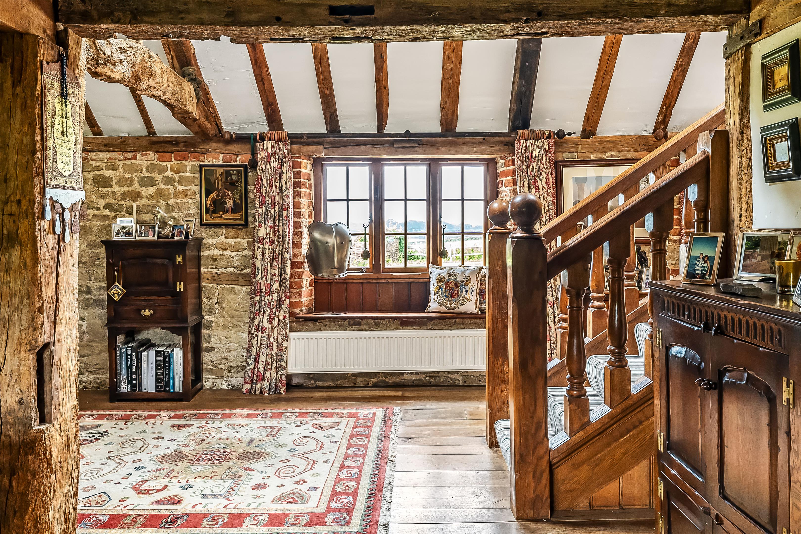 Blackhouse Lane, Fox Hill, Petworth, West Sussex, GU28