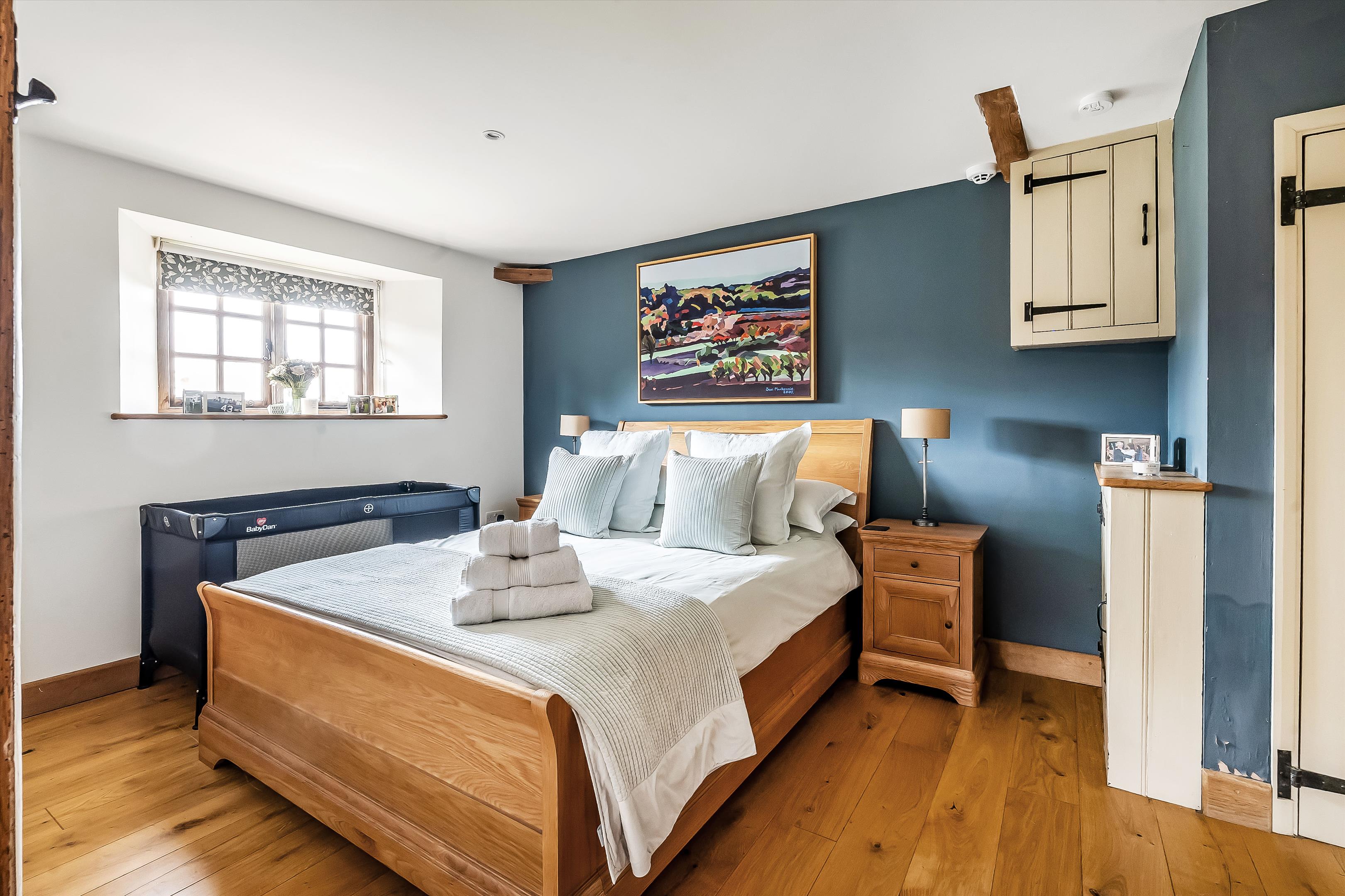 Blackhouse Lane, Fox Hill, Petworth, West Sussex, GU28