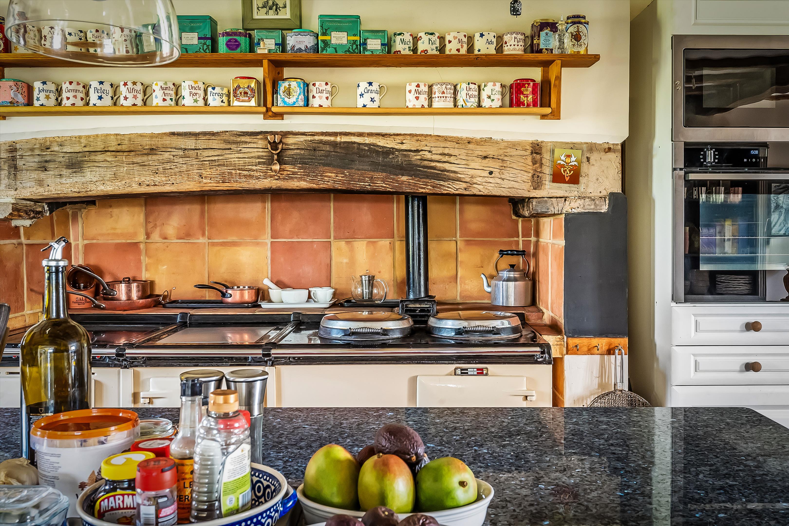 Blackhouse Lane, Fox Hill, Petworth, West Sussex, GU28
