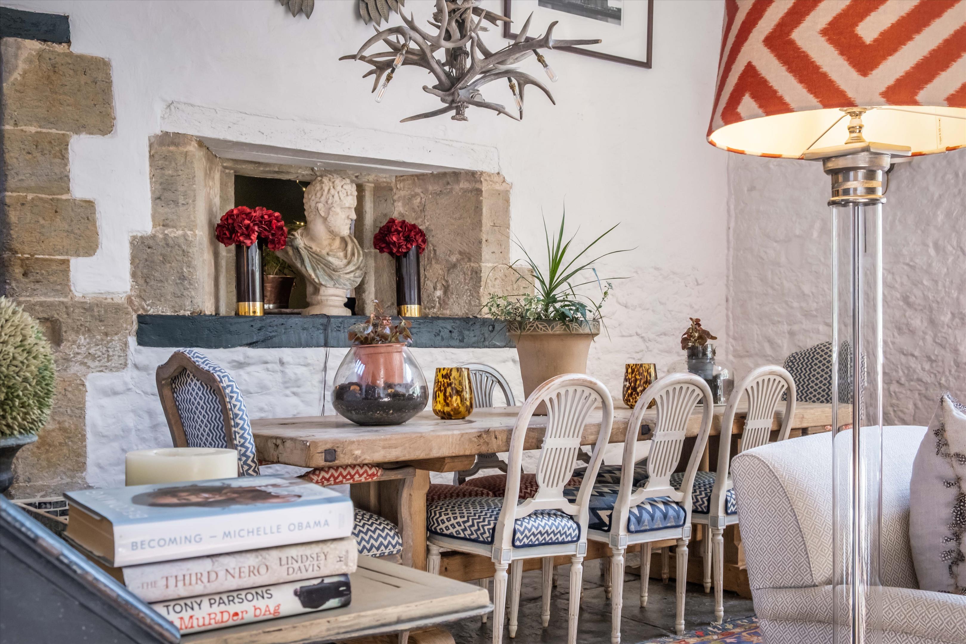 London Road, Pulborough, West Sussex, RH20