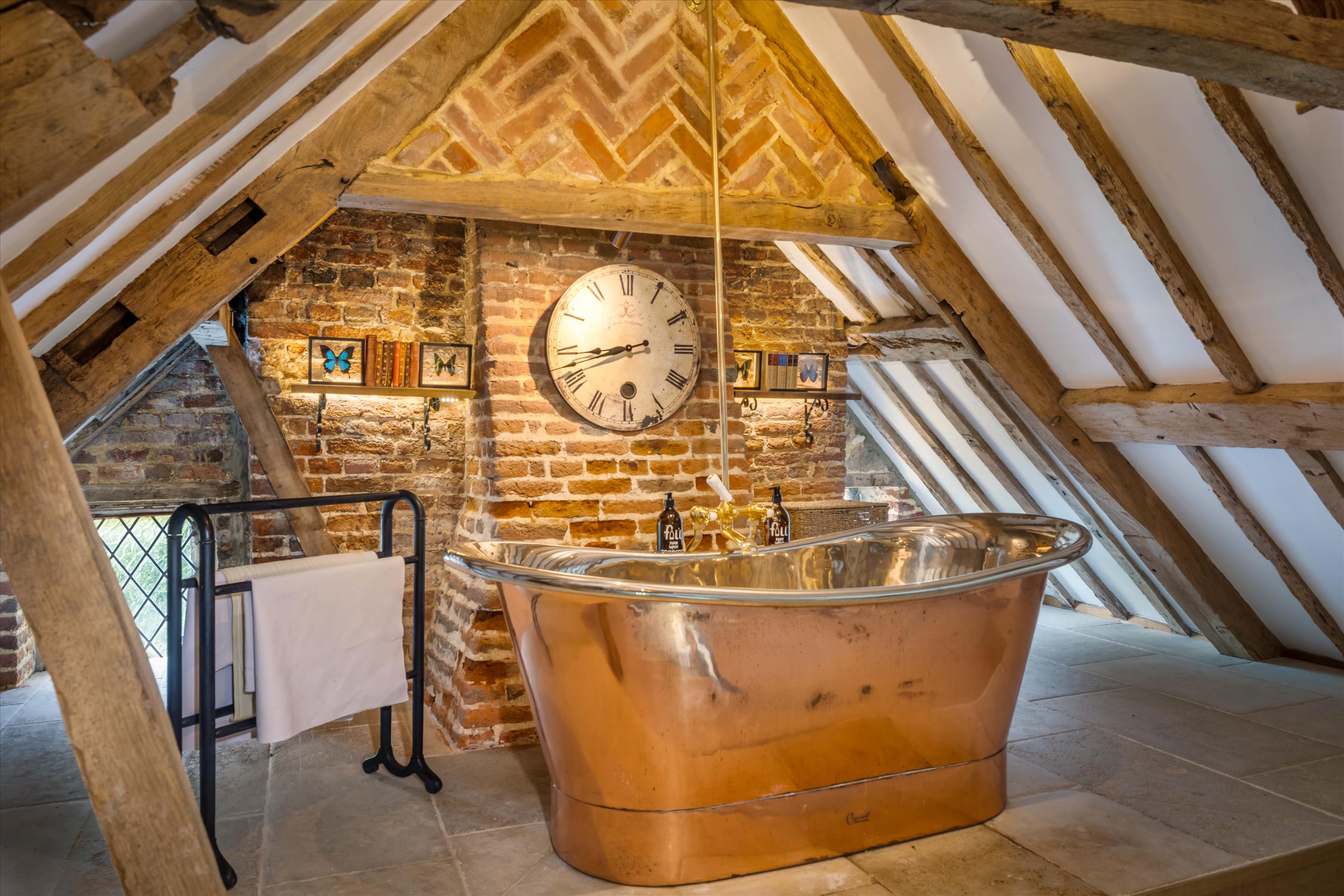 London Road, Pulborough, West Sussex, RH20