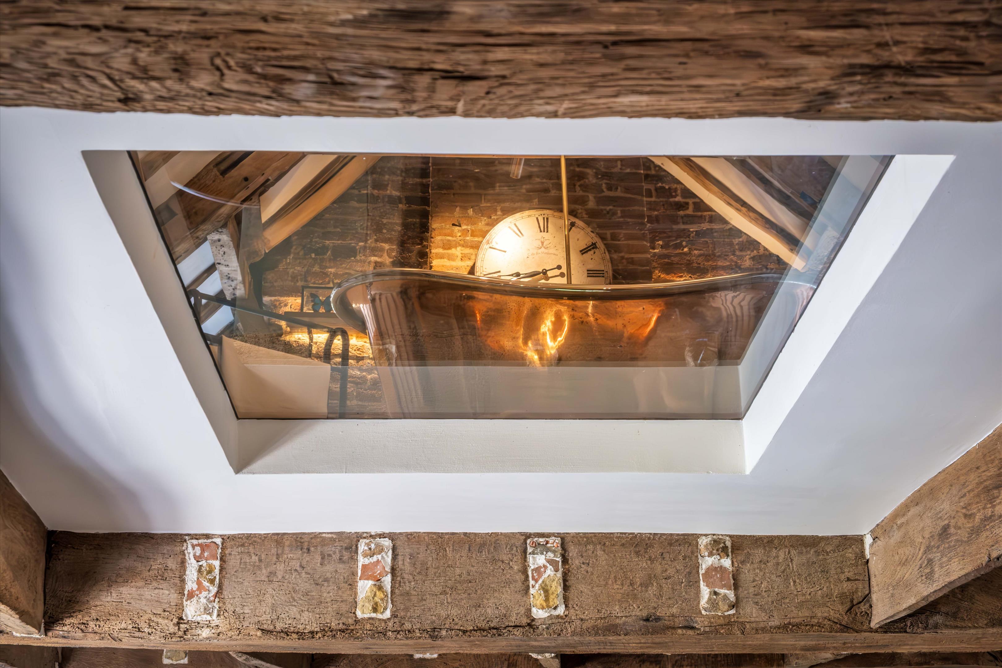 London Road, Pulborough, West Sussex, RH20