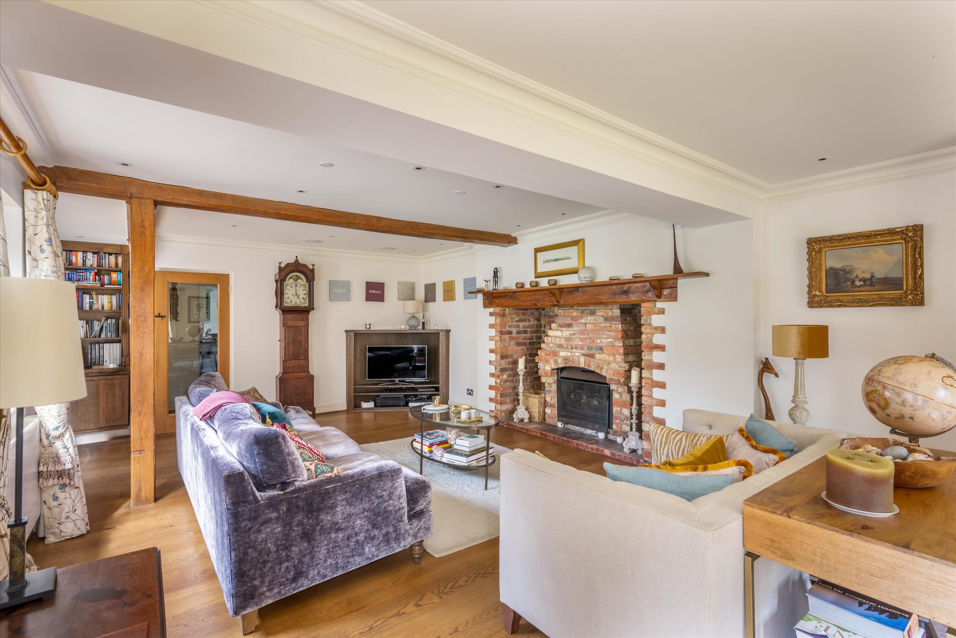 Linchmere Ridge, Haslemere, Surrey GU27