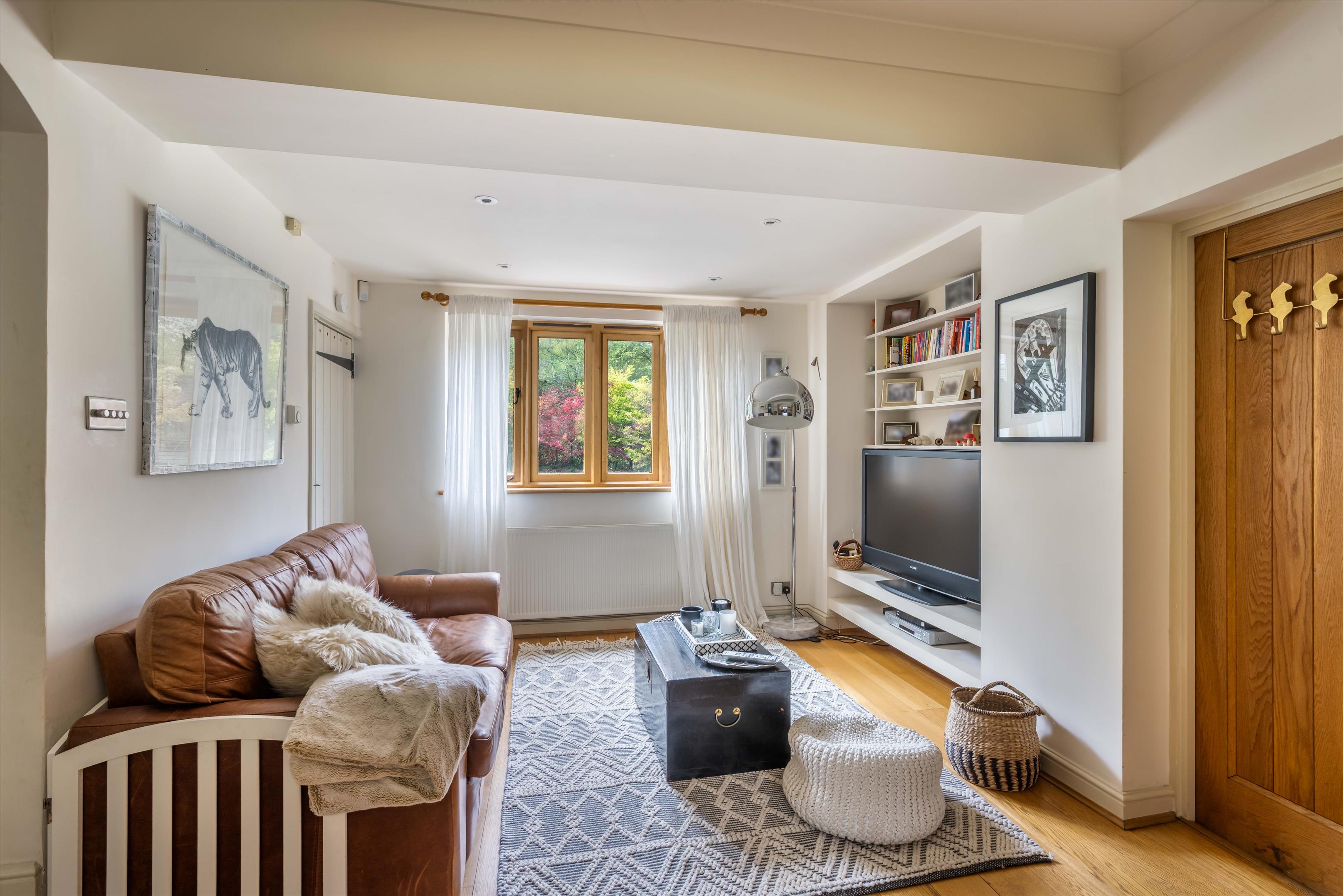 Linchmere Ridge, Haslemere, Surrey GU27