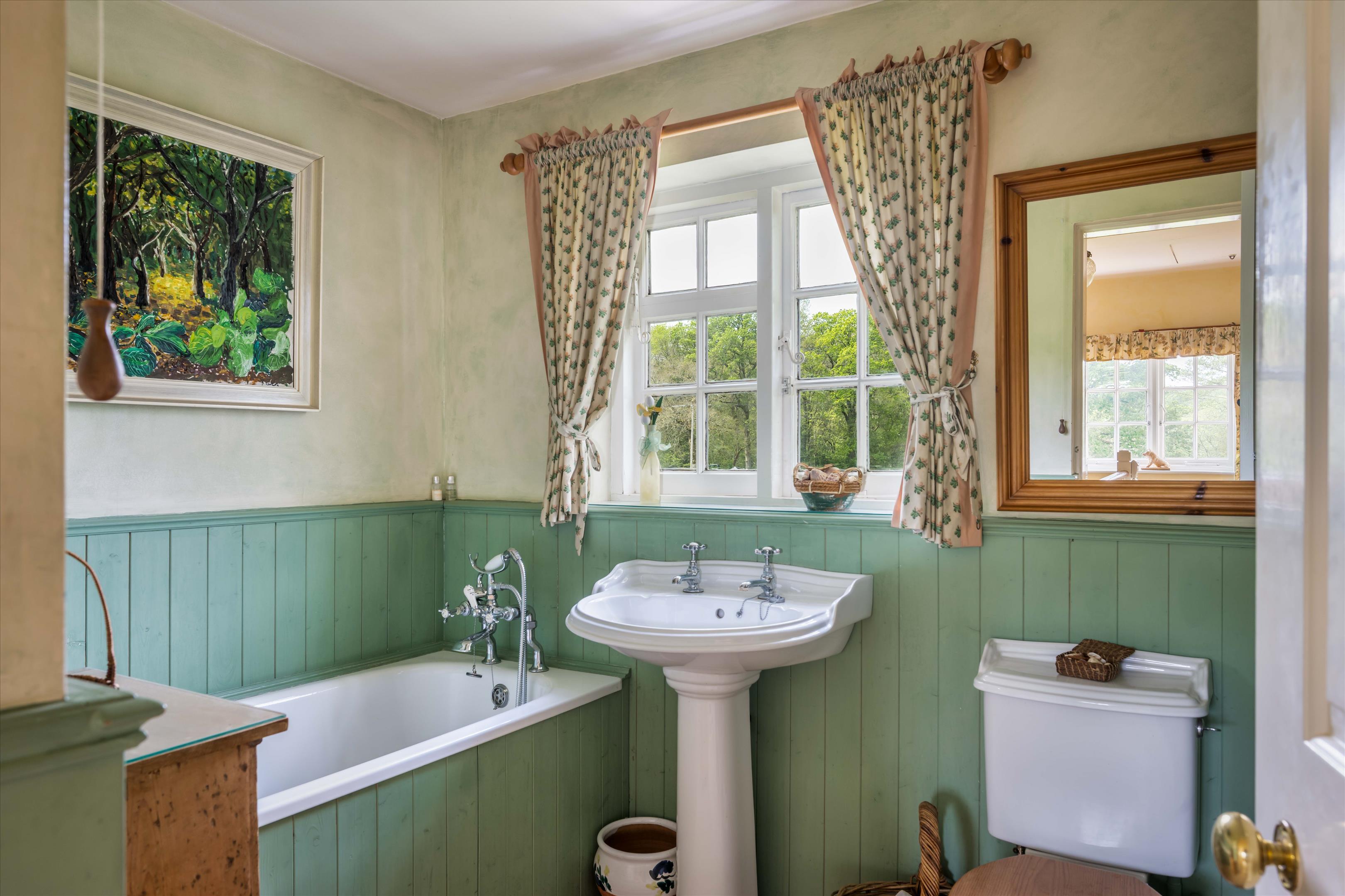 Rake Road, Milland, West Sussex, GU30