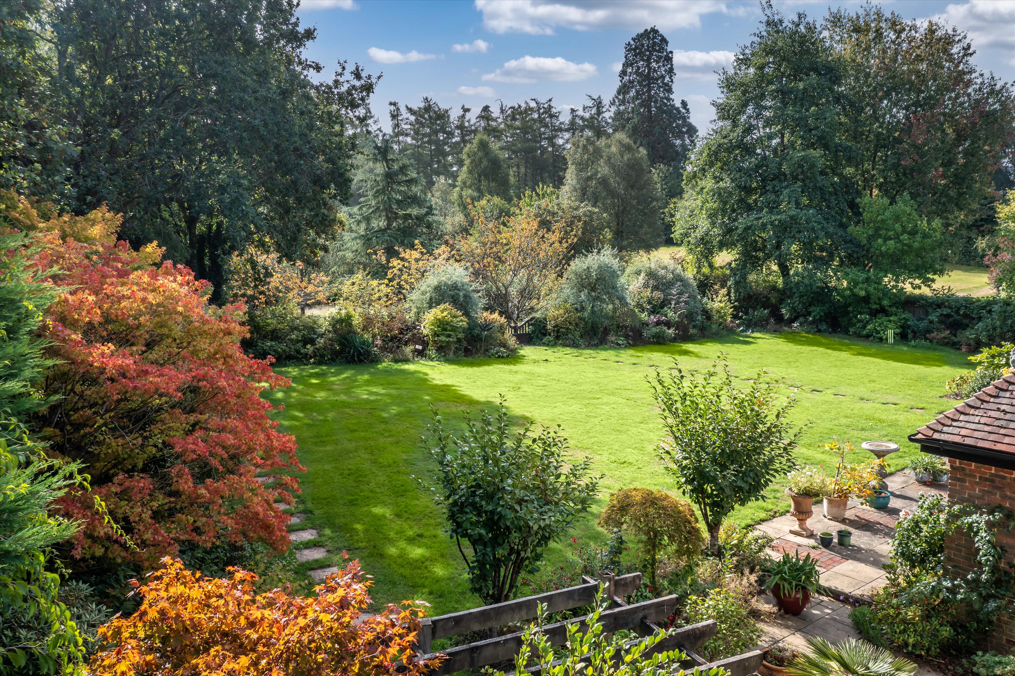 Tennysons Ridge, Haslemere, Surrey GU27